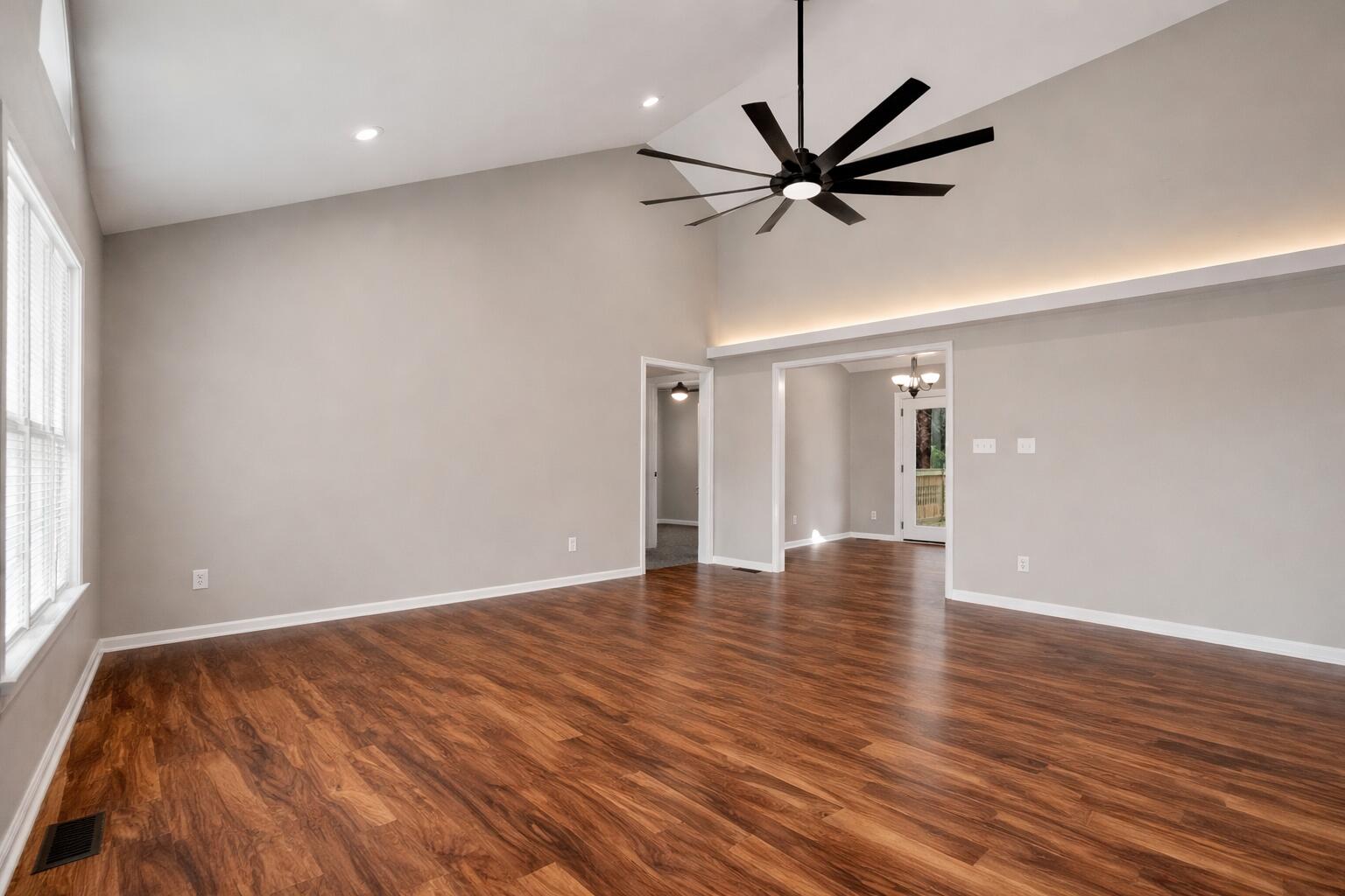 135 Litchfield Court