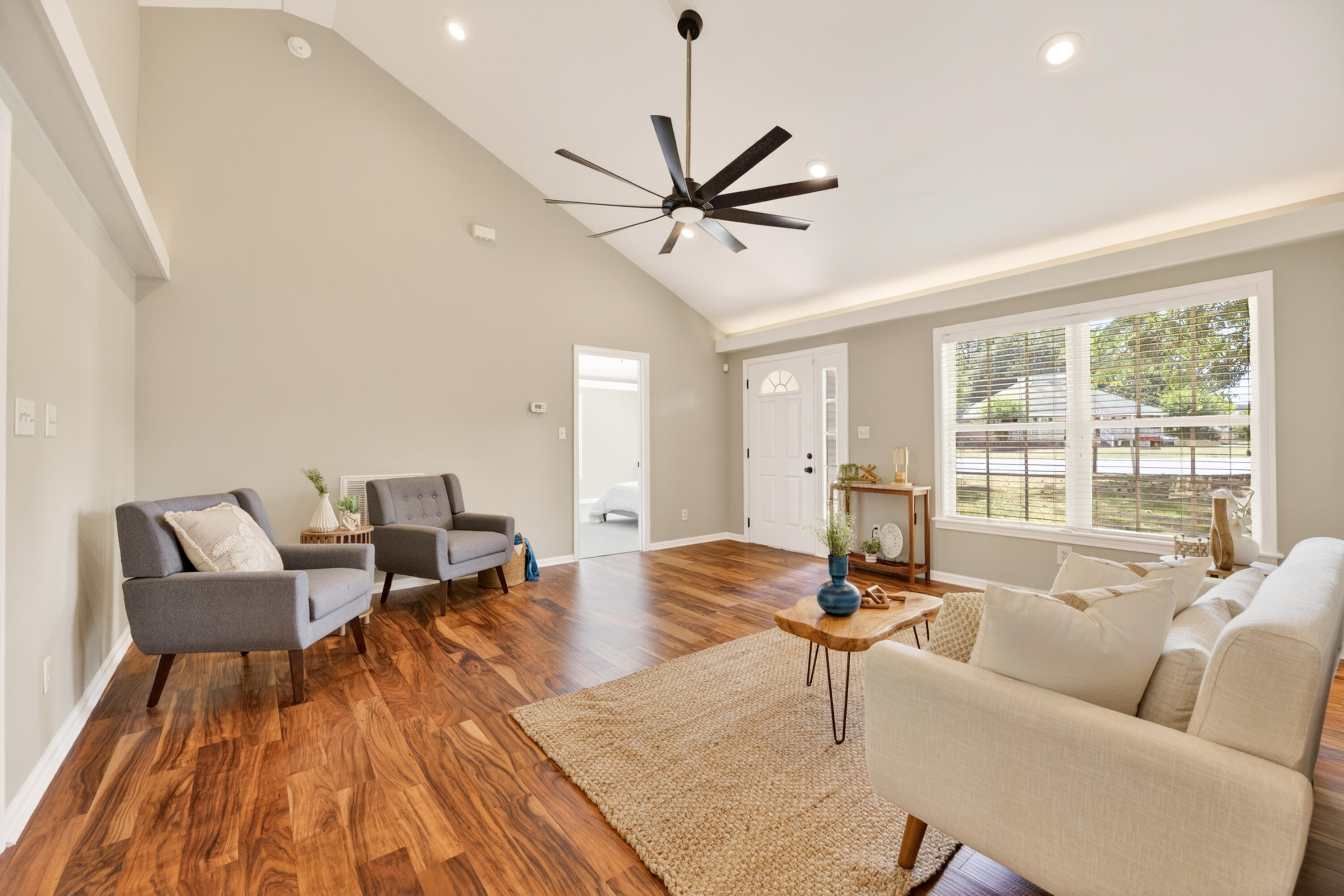 135 Litchfield Court
