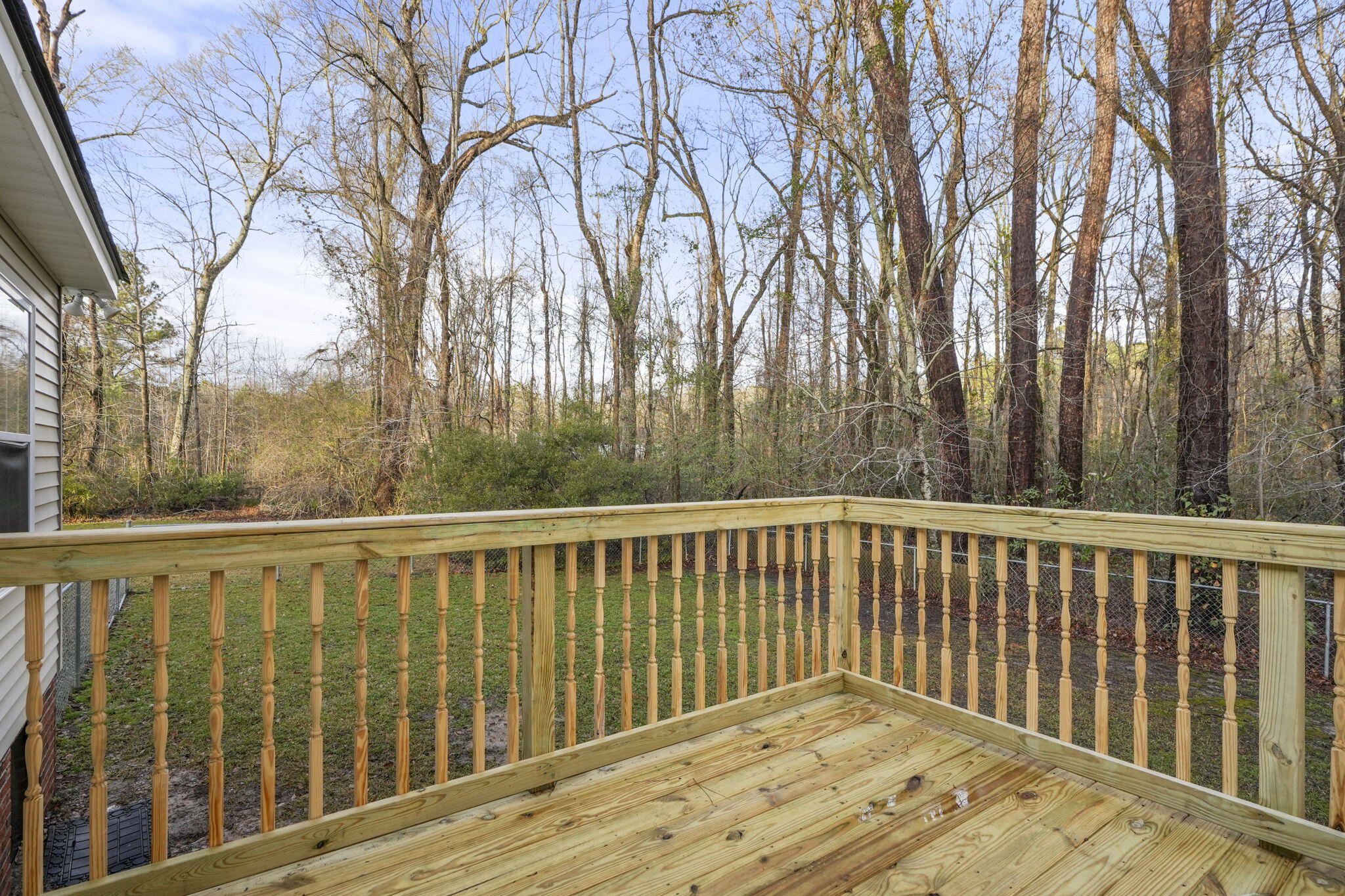 135 Litchfield Court