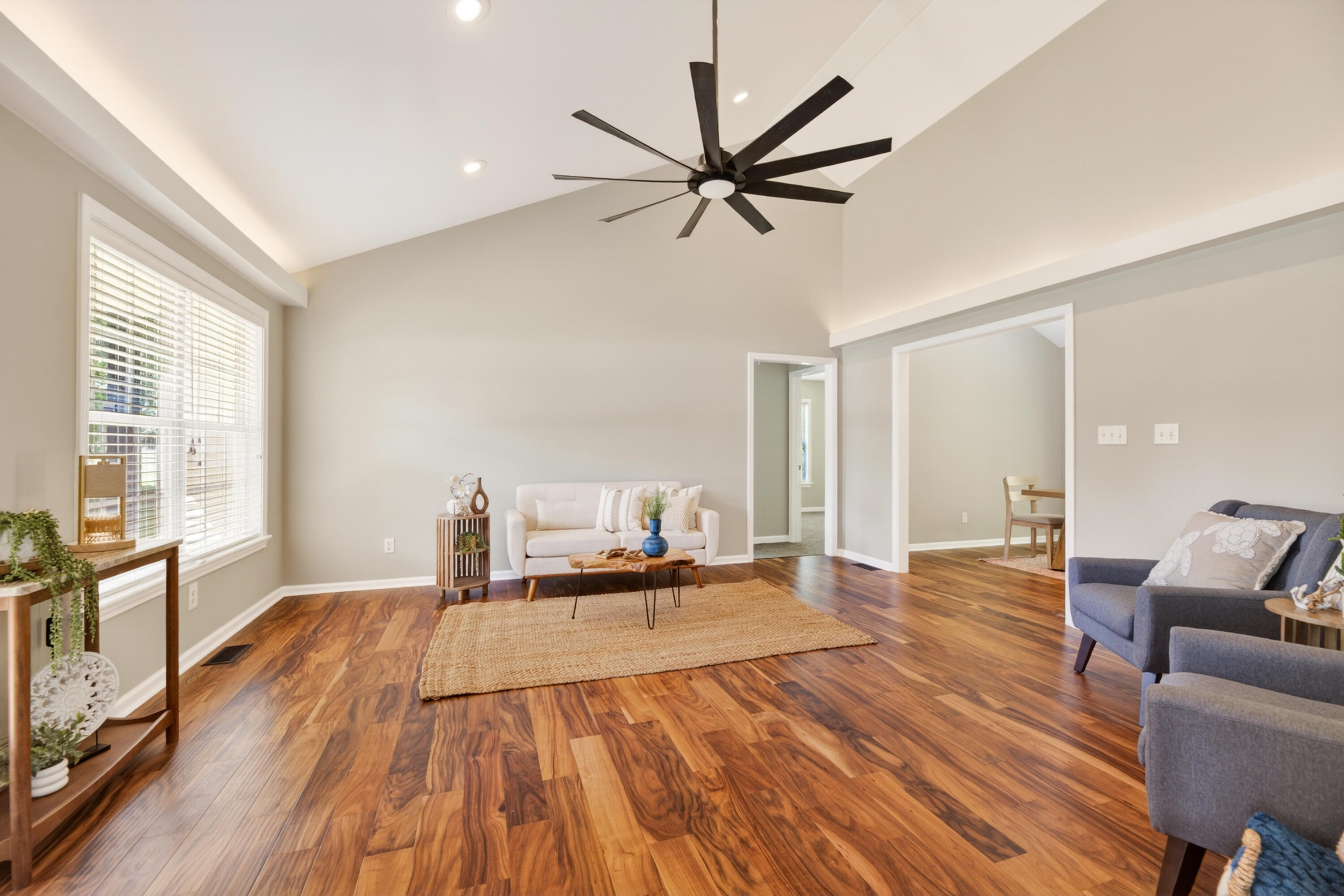 135 Litchfield Court