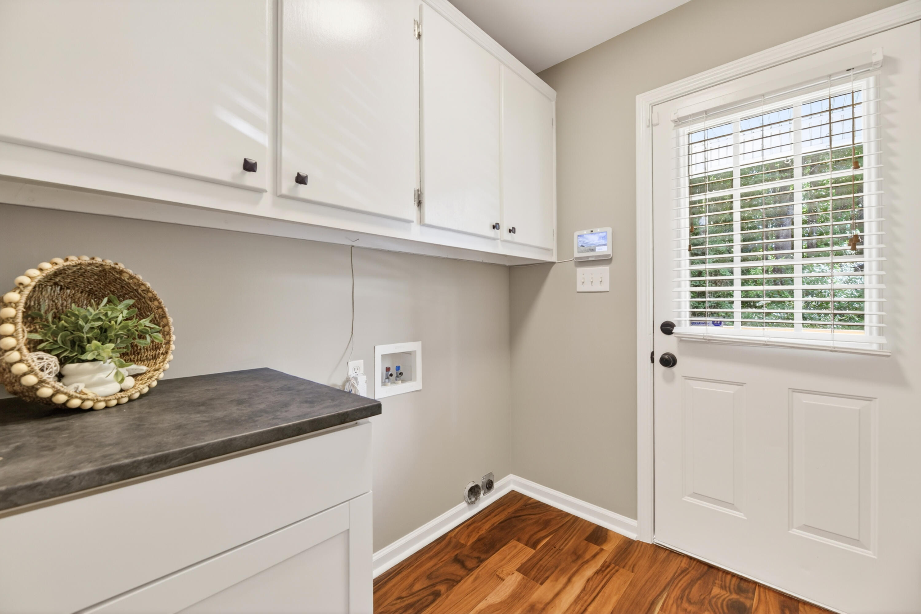 135 Litchfield Court