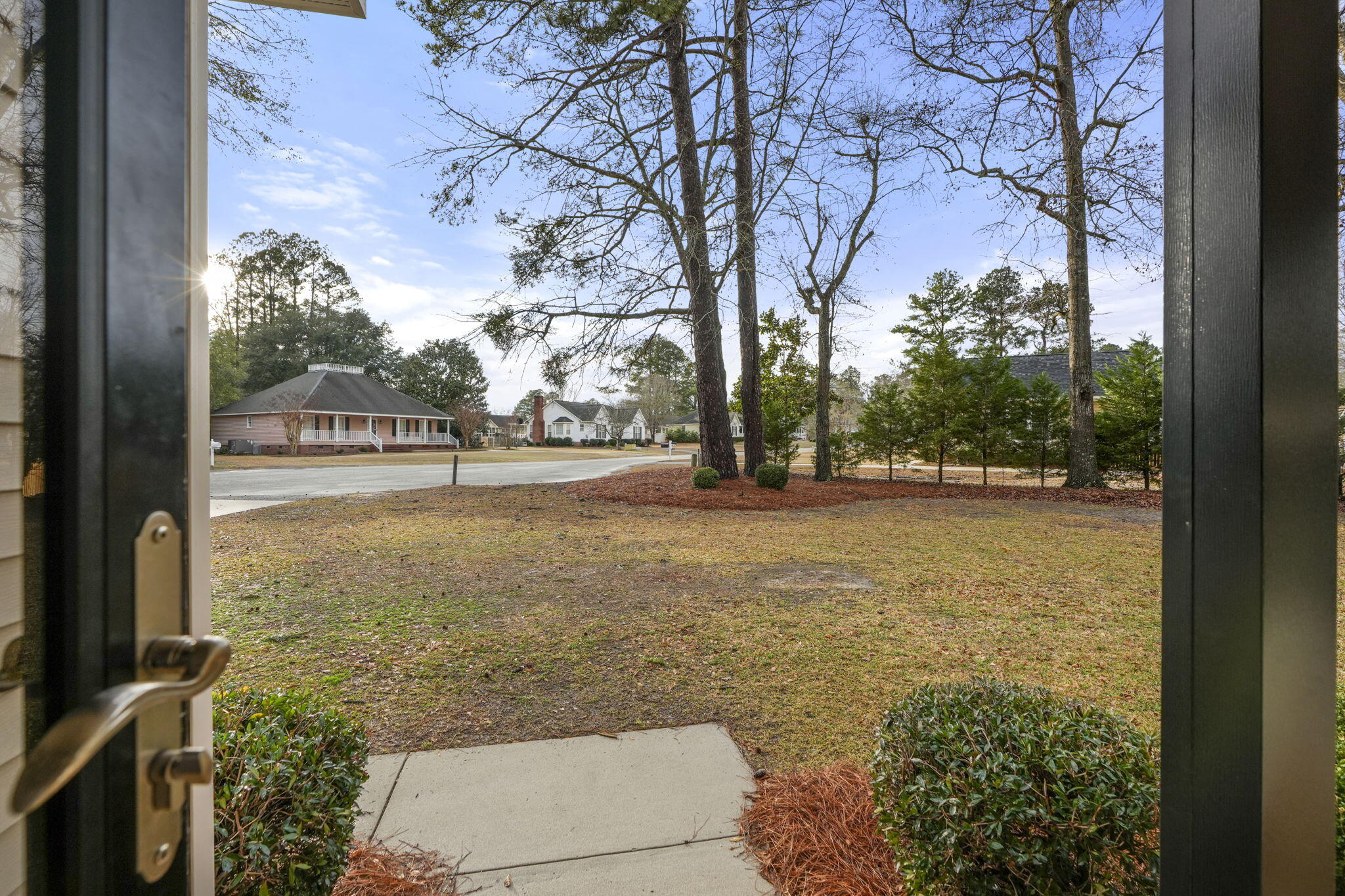 135 Litchfield Court