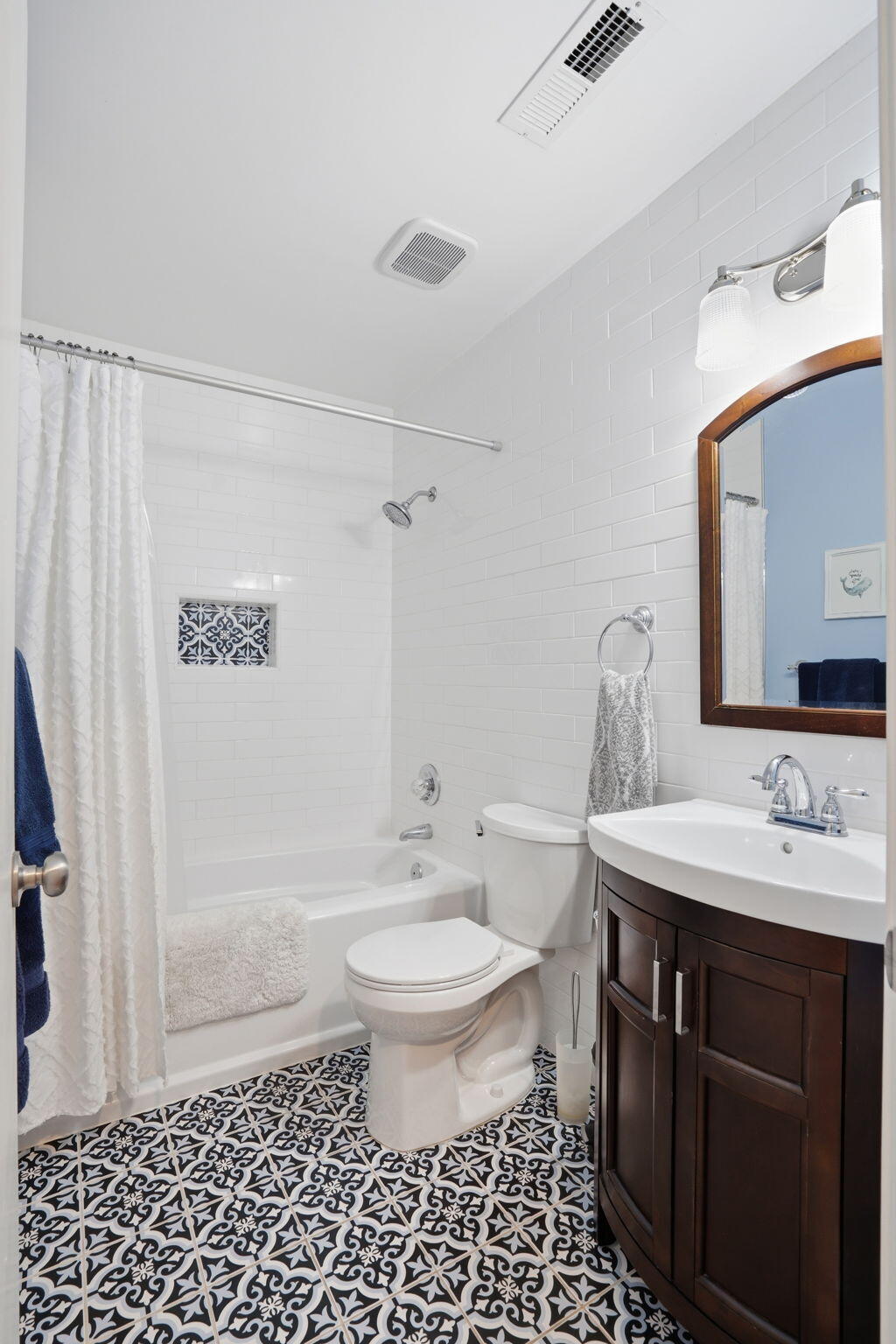 136 River Breeze Drive