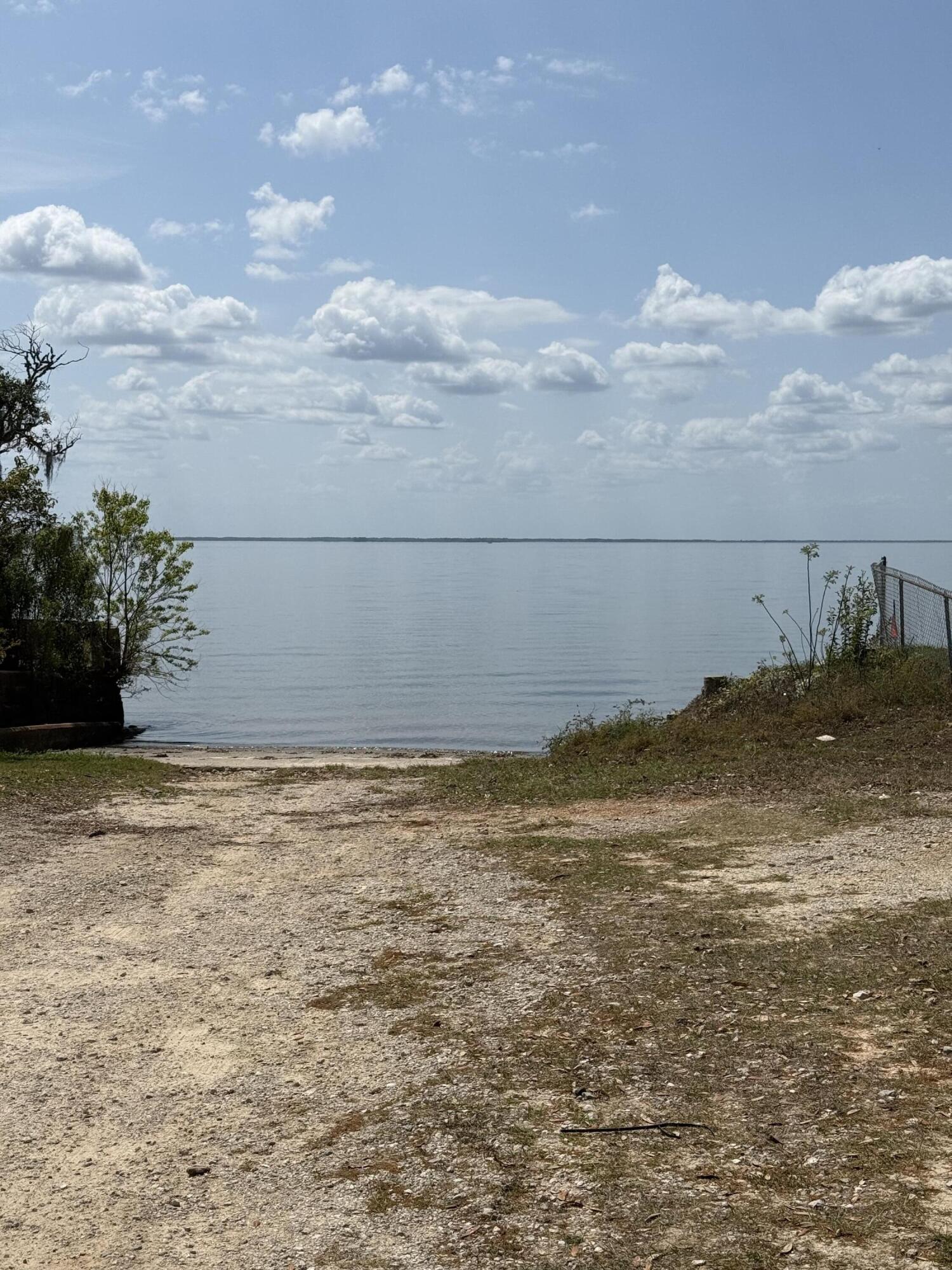 904 Hildebrand Drive