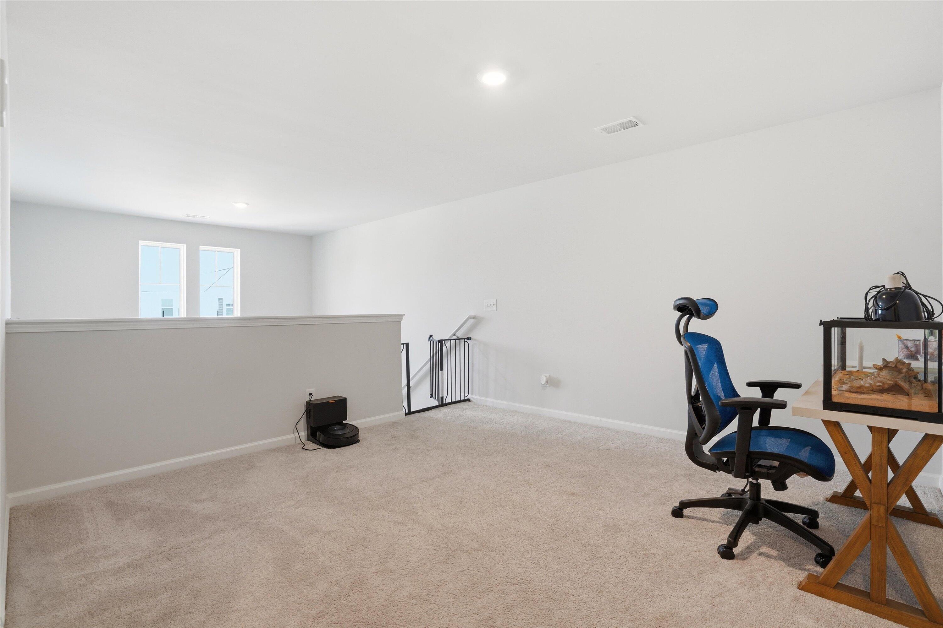 144 Woodland Oak Way