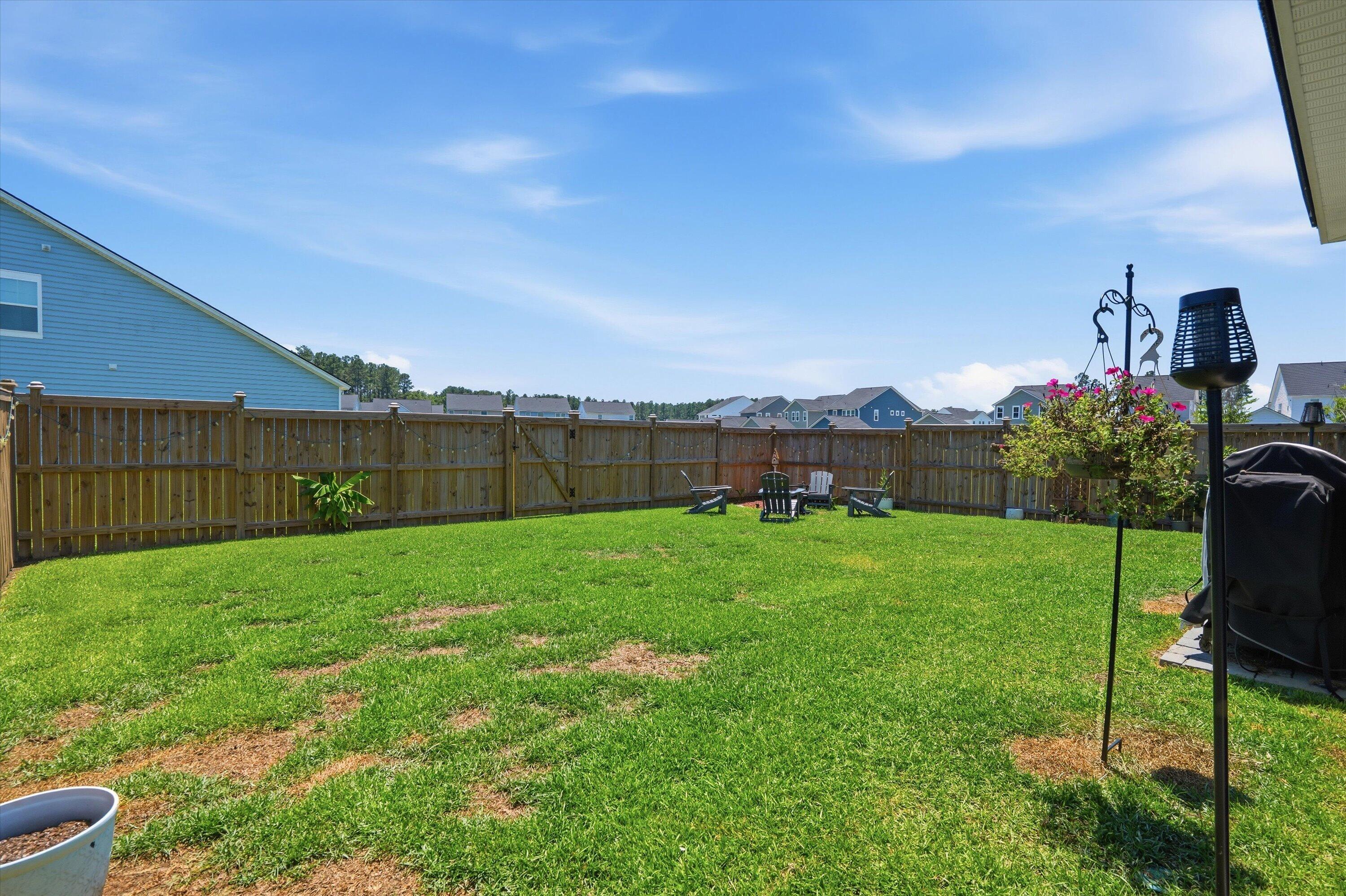 144 Woodland Oak Way