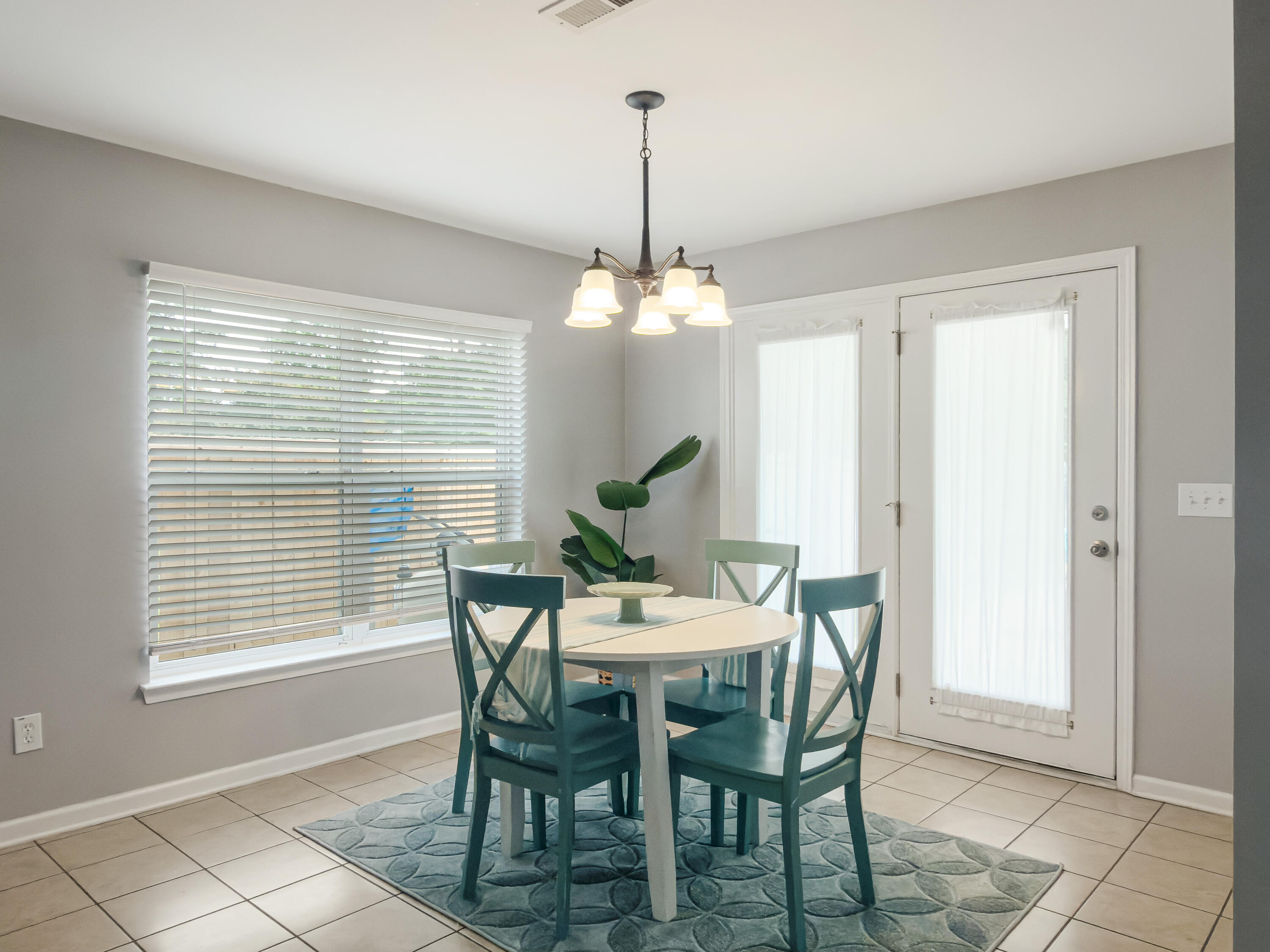 623 Grassy Hill Road