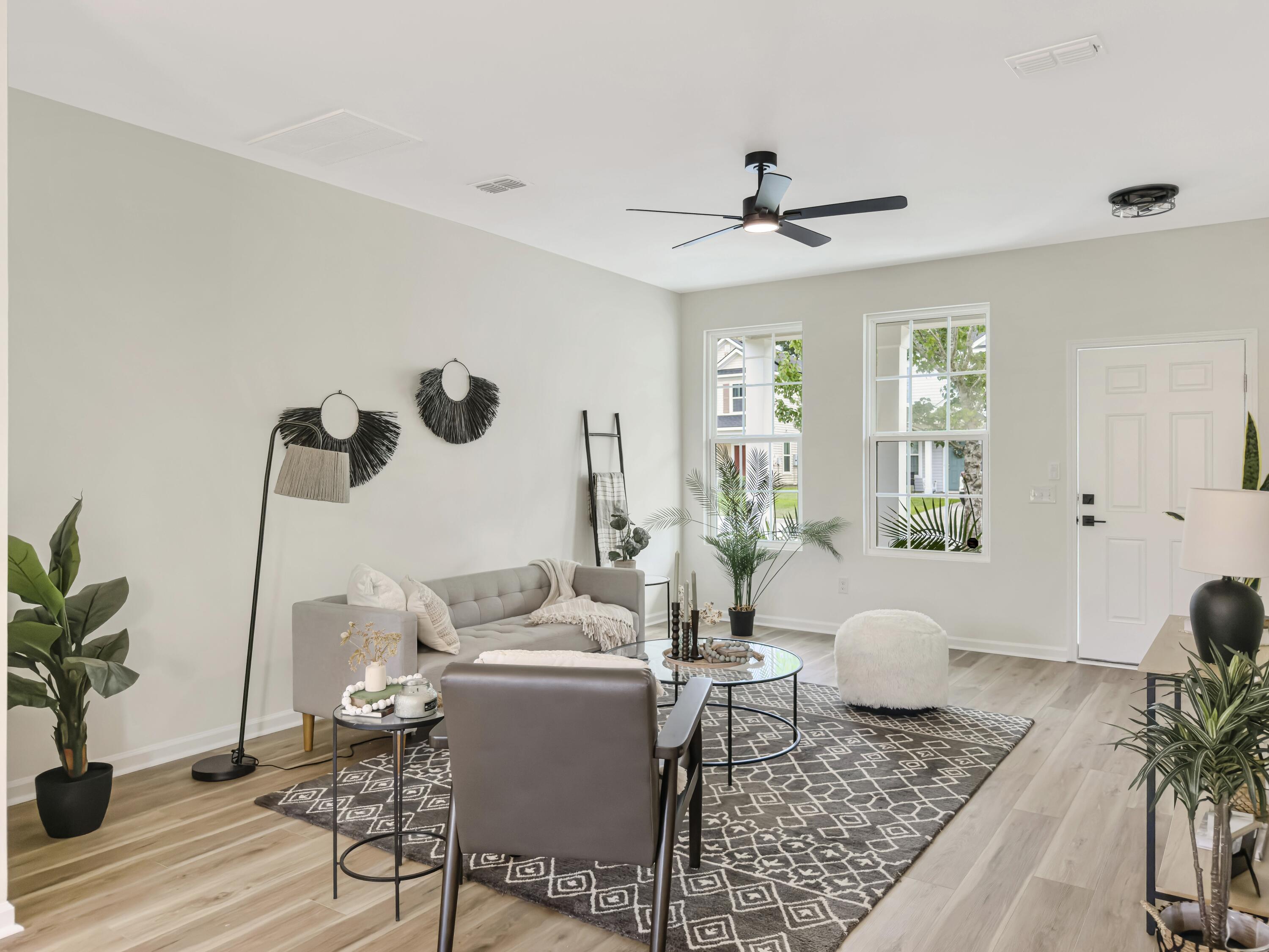266 Oglethorpe Circle