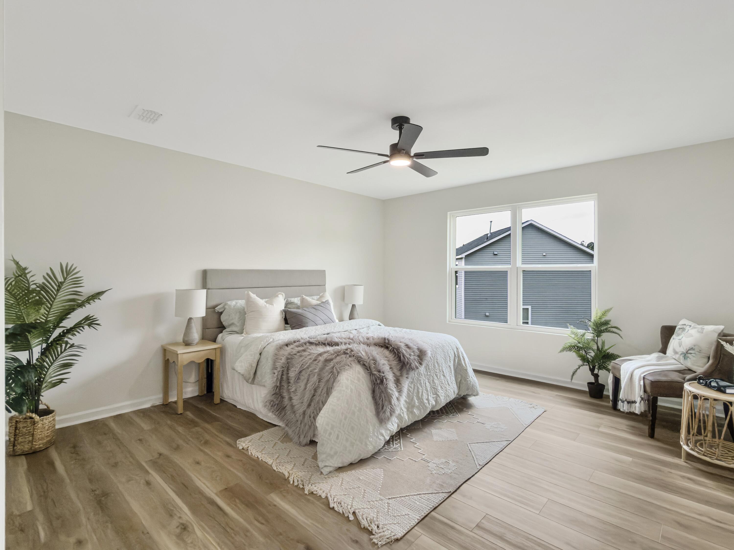 266 Oglethorpe Circle