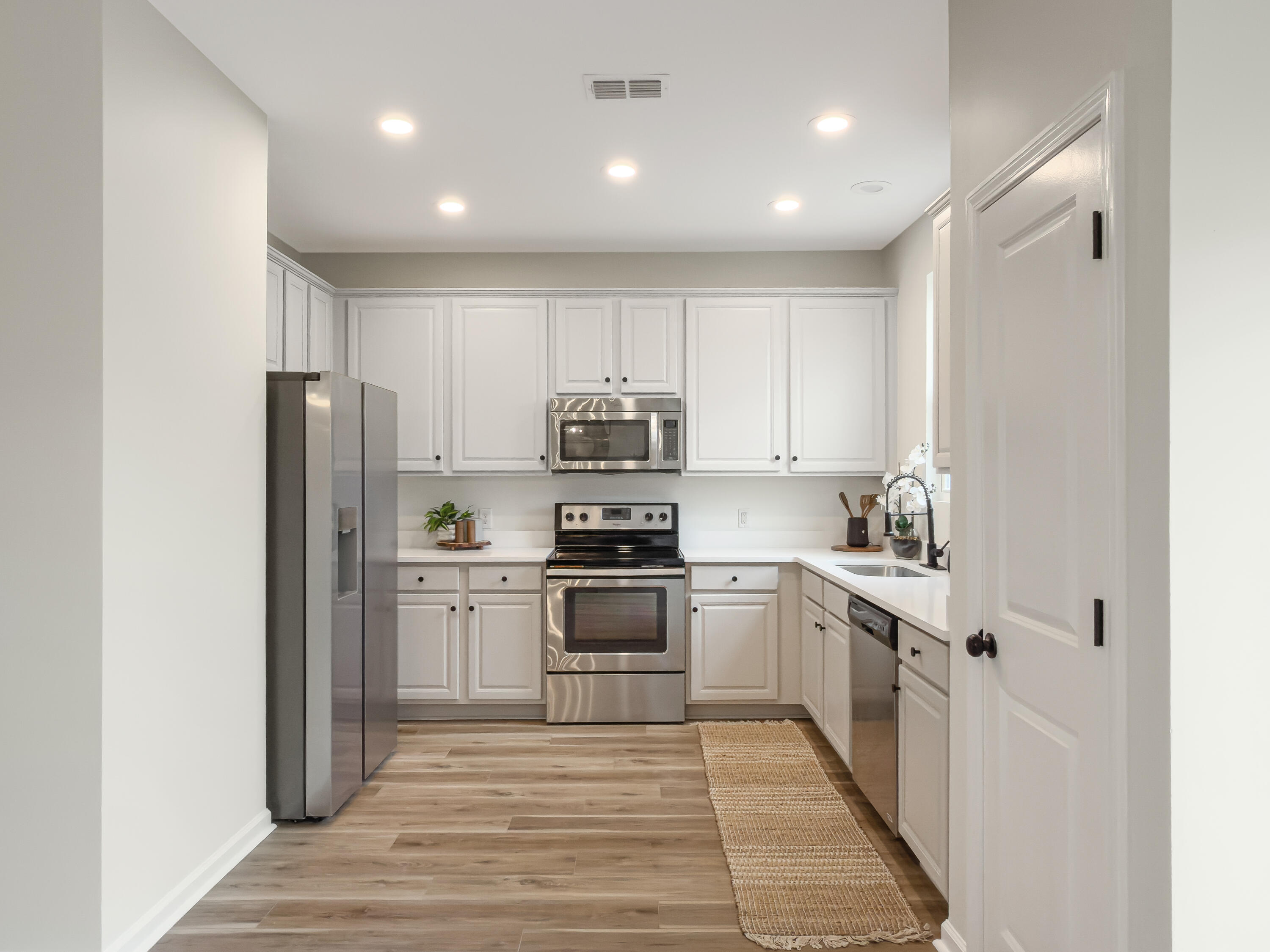 266 Oglethorpe Circle