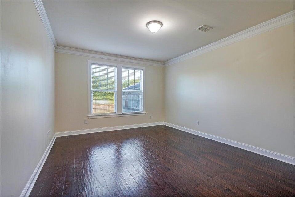 1309 Enfield Lane