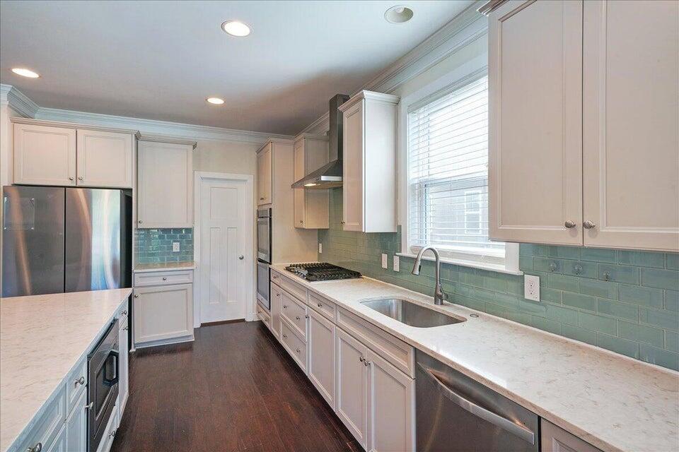 1309 Enfield Lane