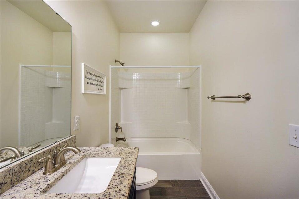 1309 Enfield Lane