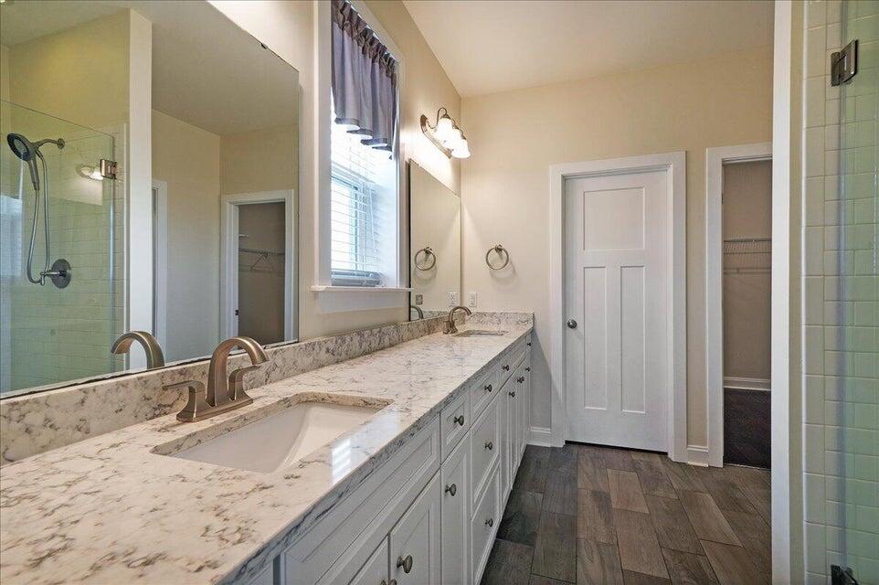 1309 Enfield Lane