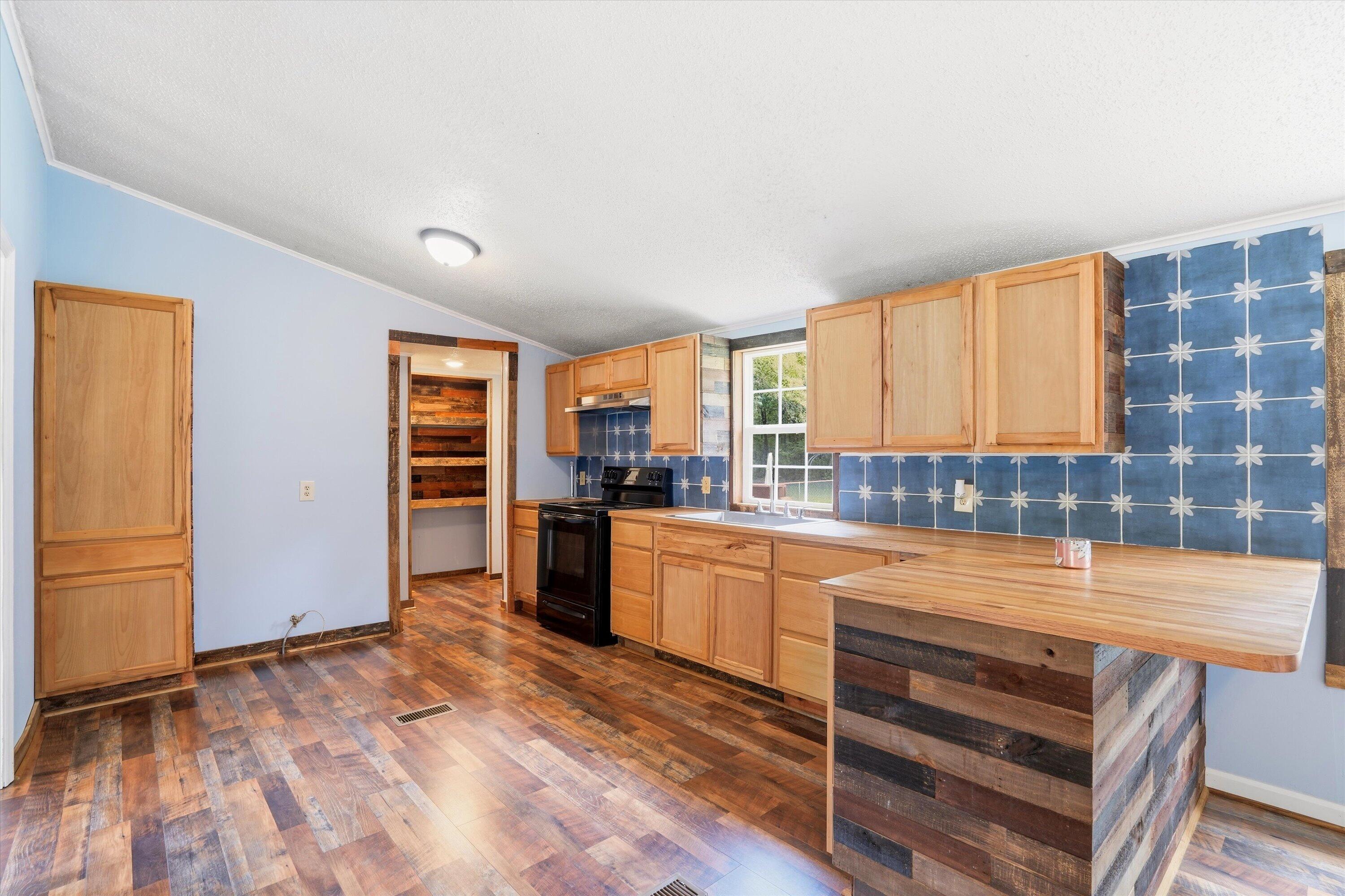 522 Pauline Drive