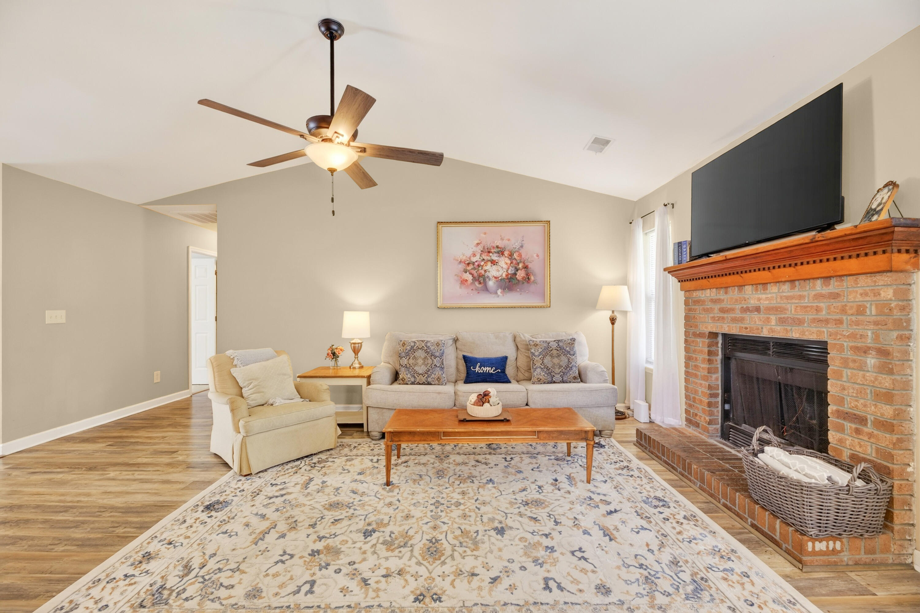 110 Persimmon Circle