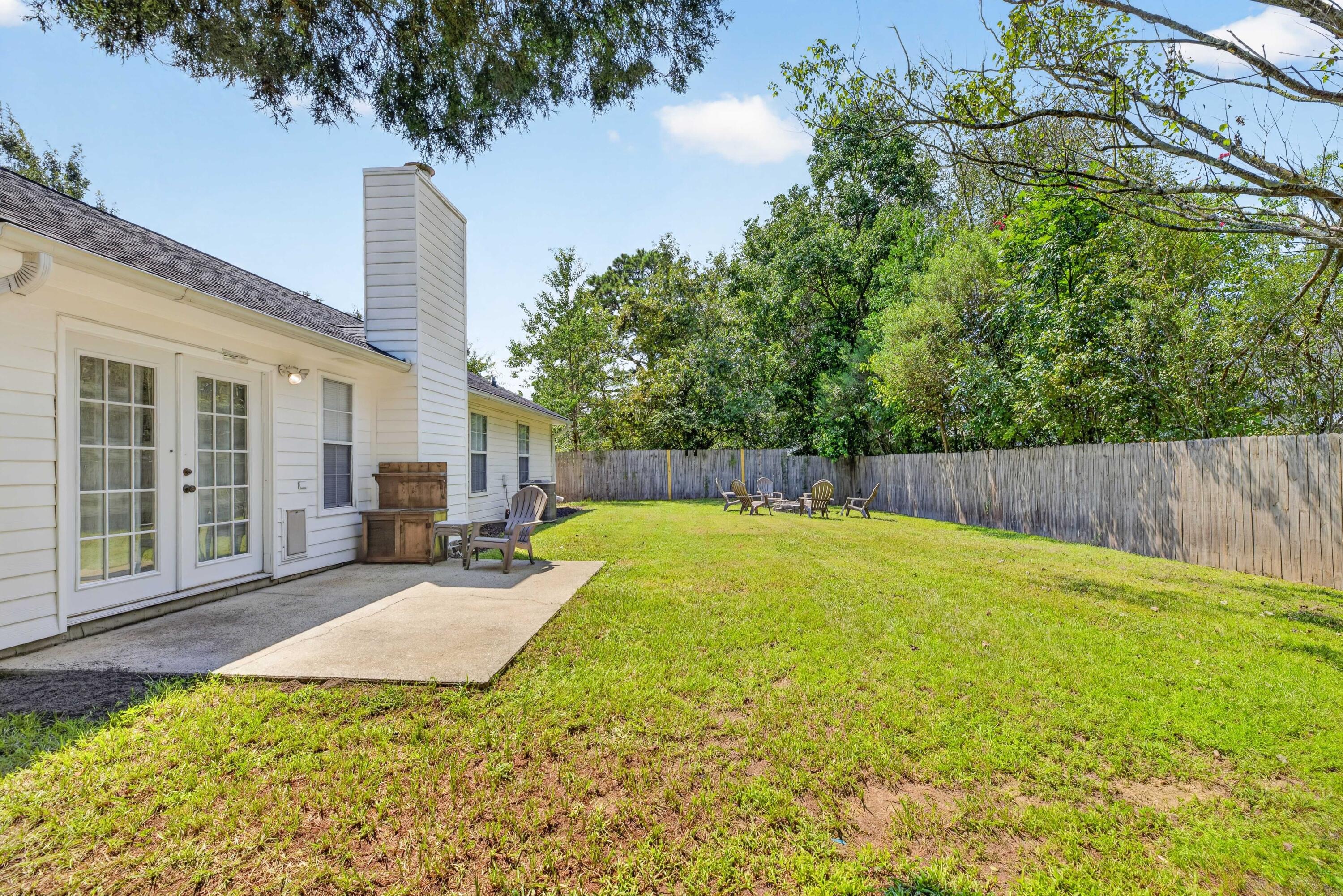 110 Persimmon Circle