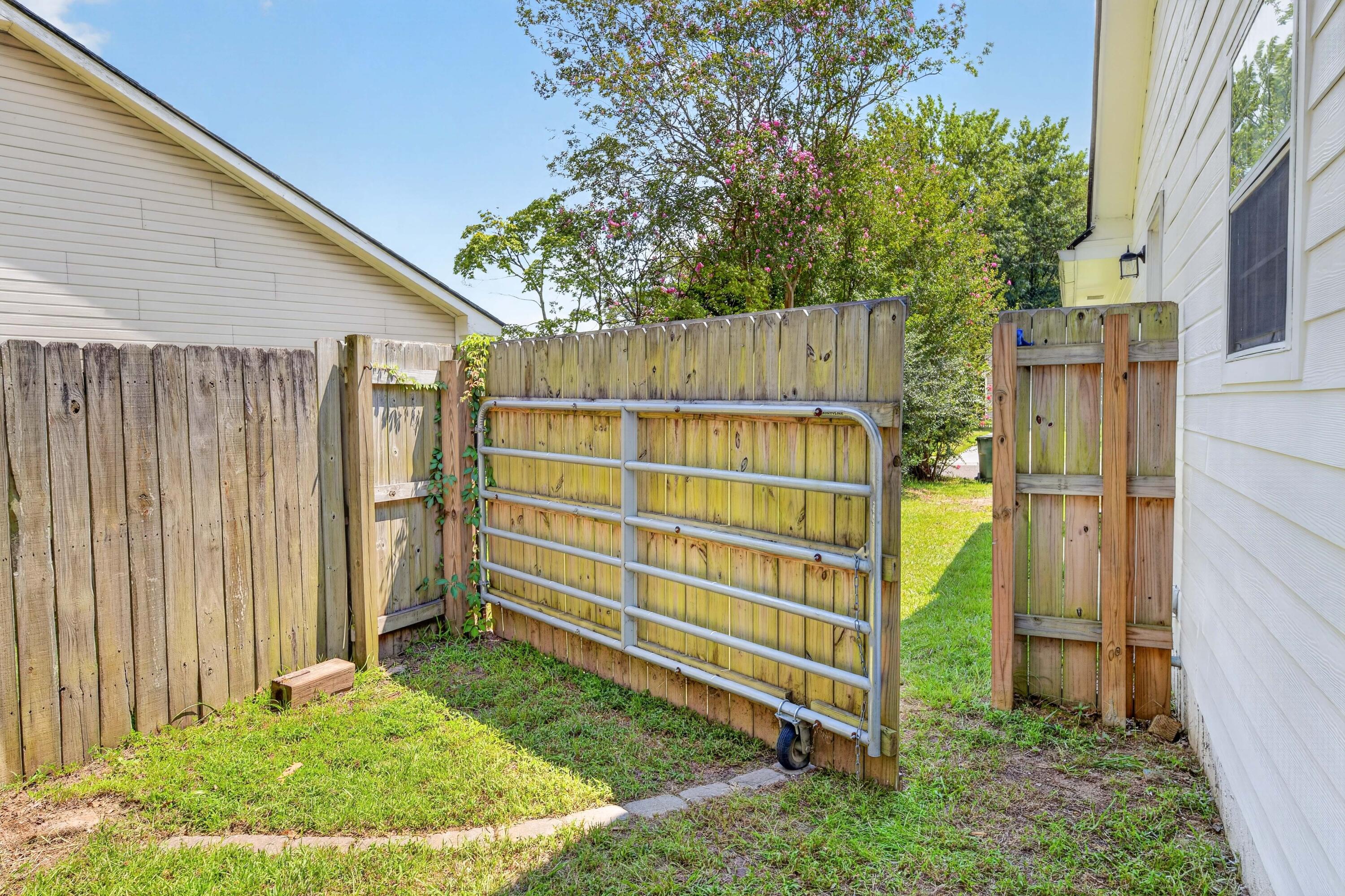 110 Persimmon Circle