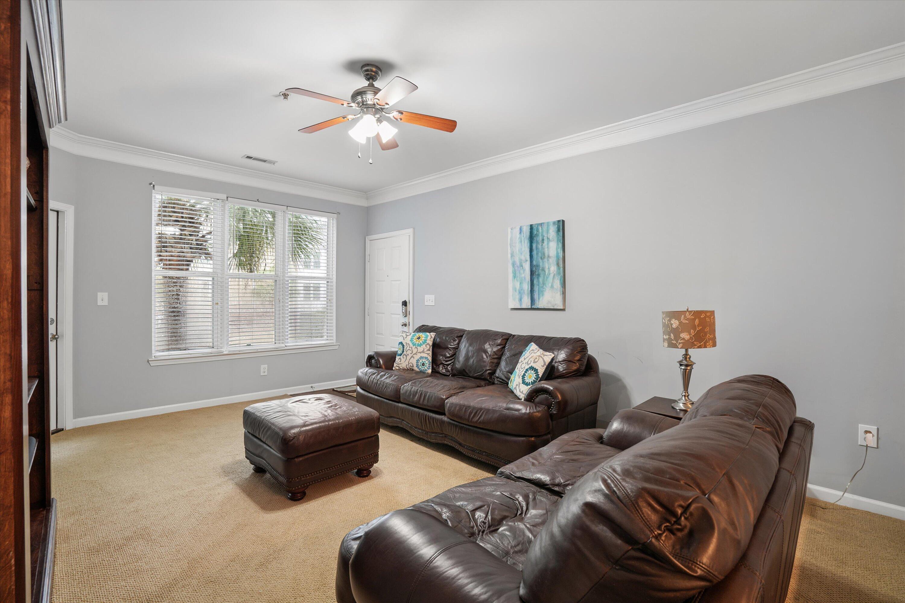 400 Bucksley Lane Unit 204