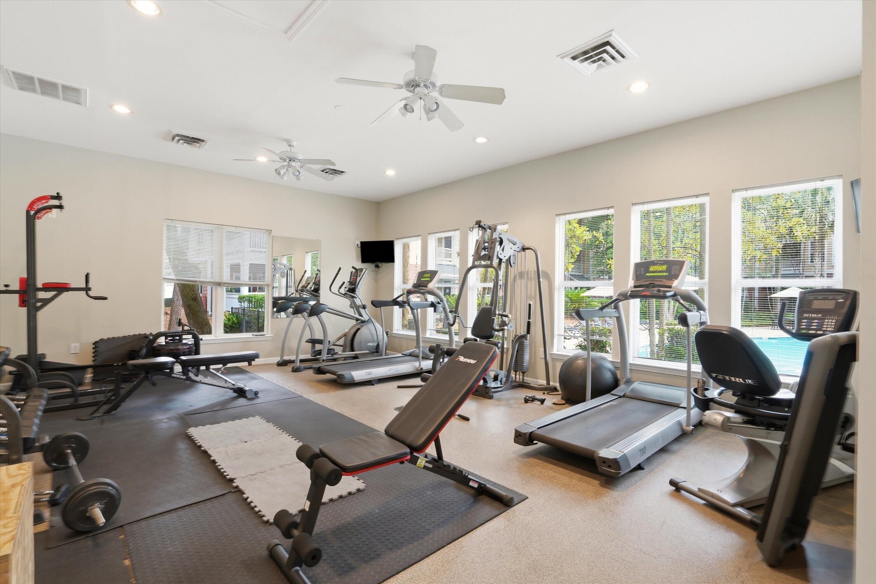 400 Bucksley Lane Unit 204