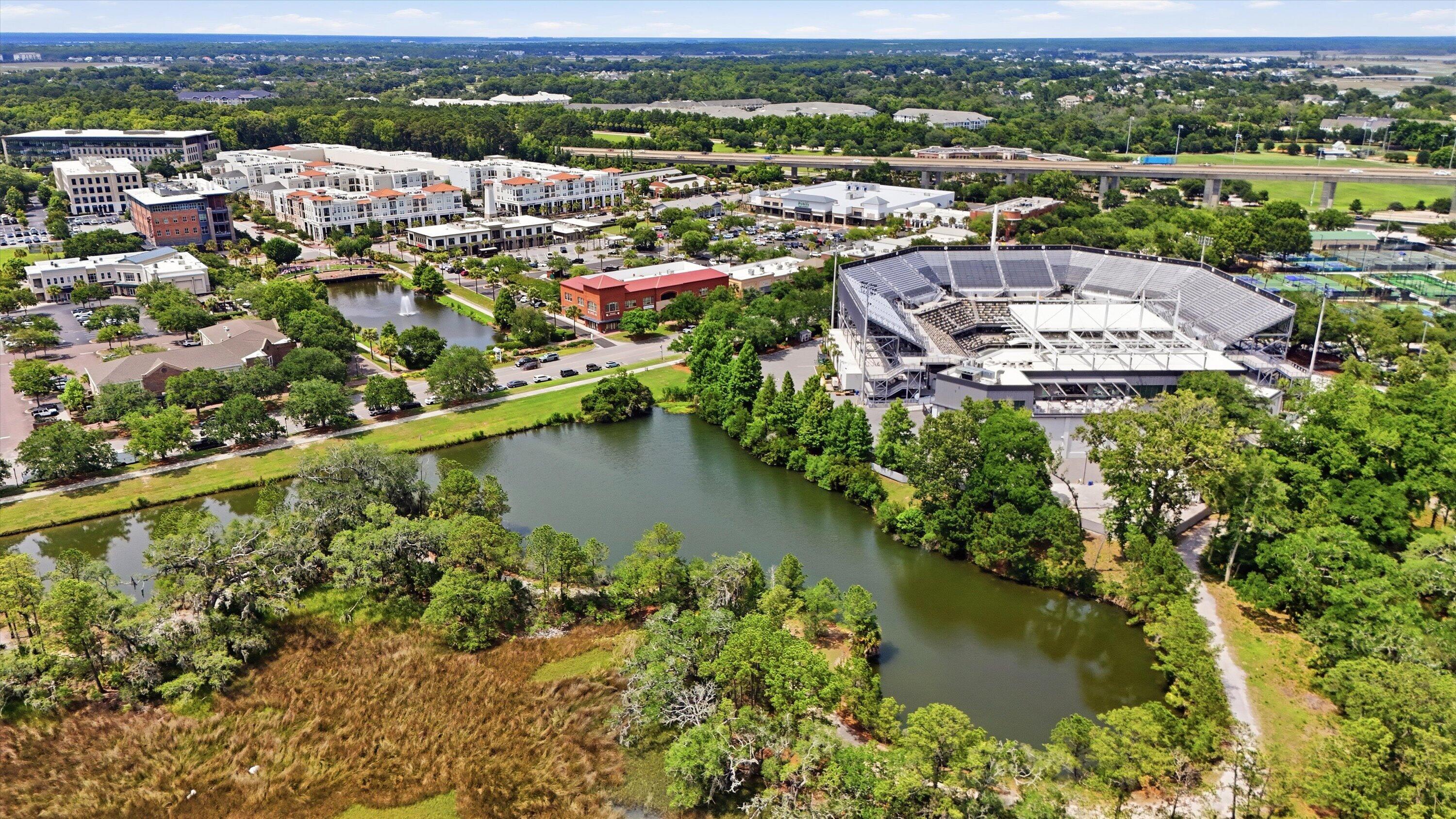 400 Bucksley Lane Unit 204