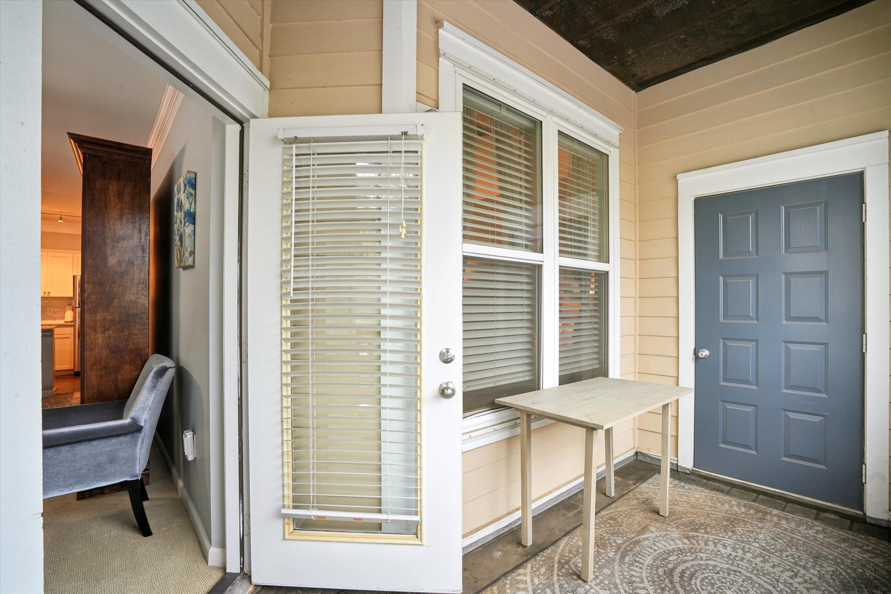 400 Bucksley Lane Unit 204