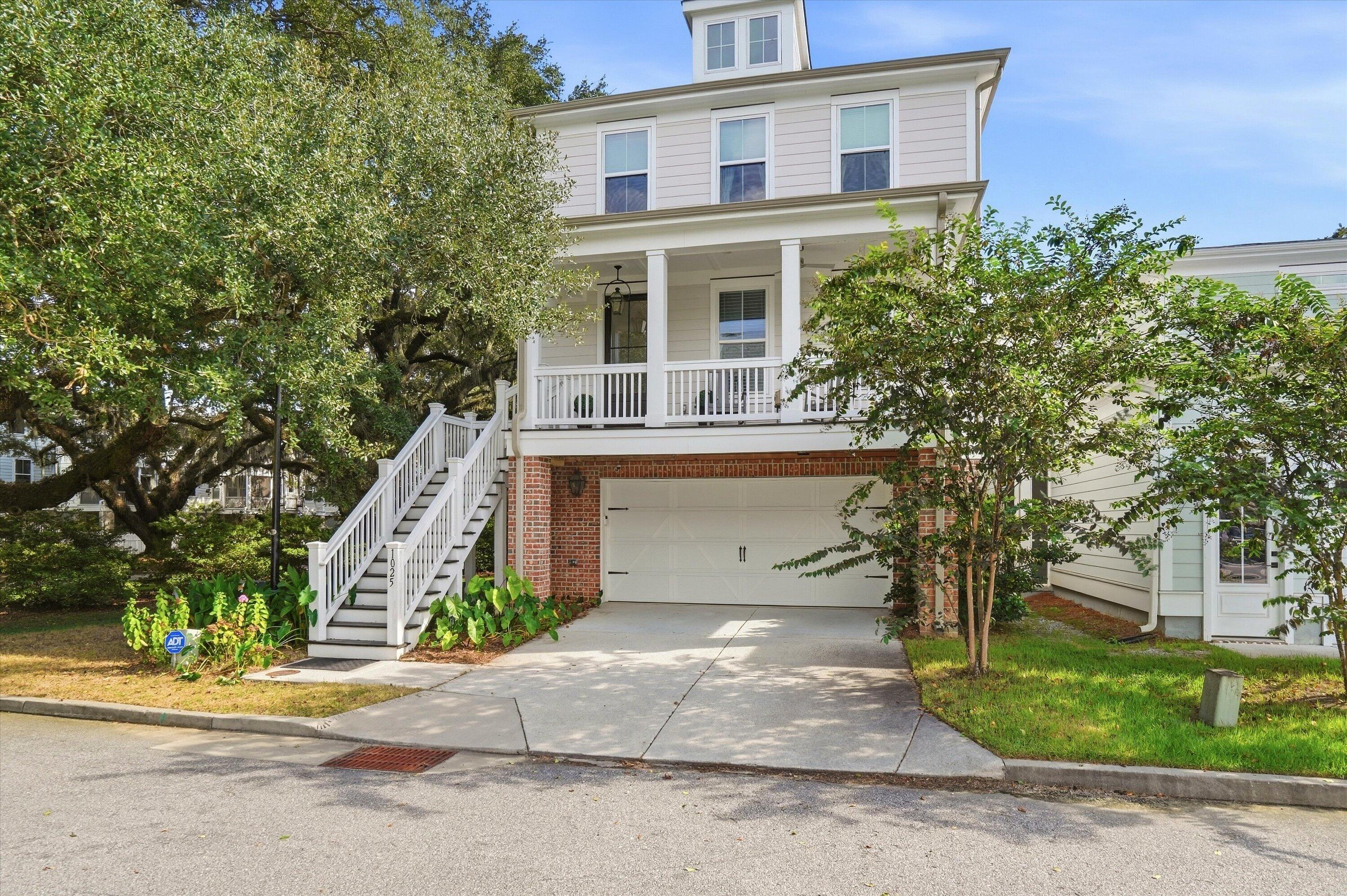 1025 Avenue Of Oaks Charleston SC
