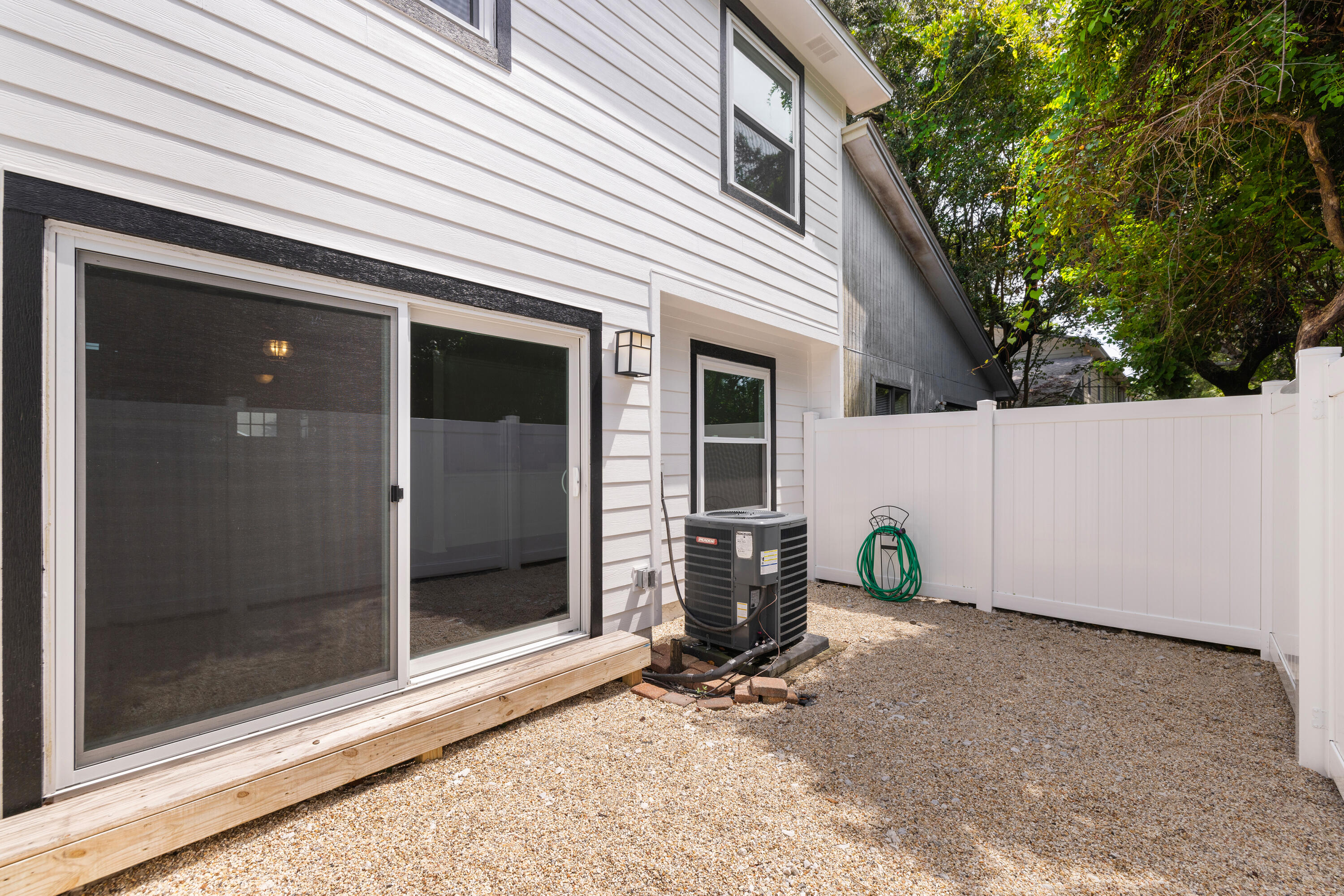 14 Pine Ridge