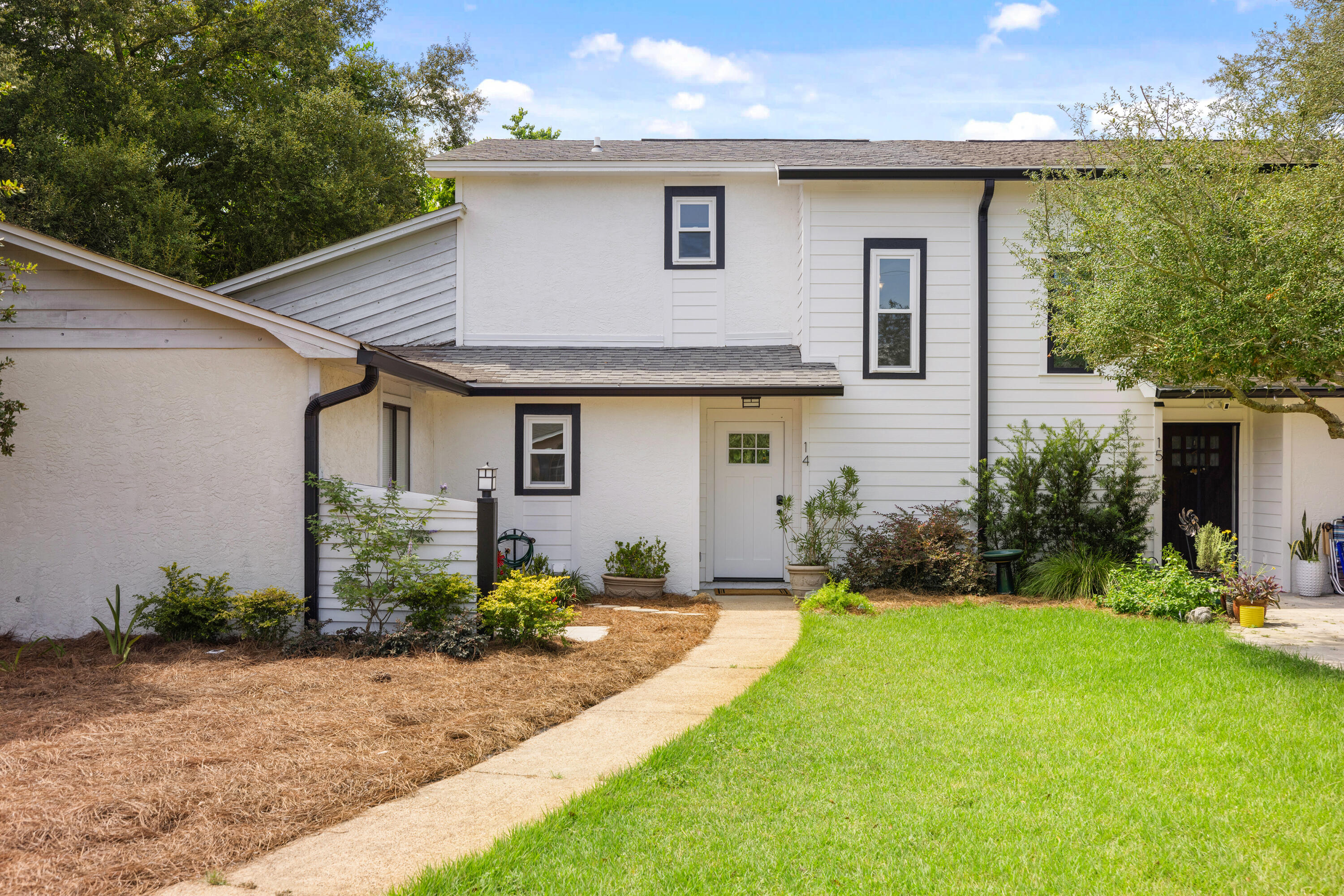 14 Pine Ridge