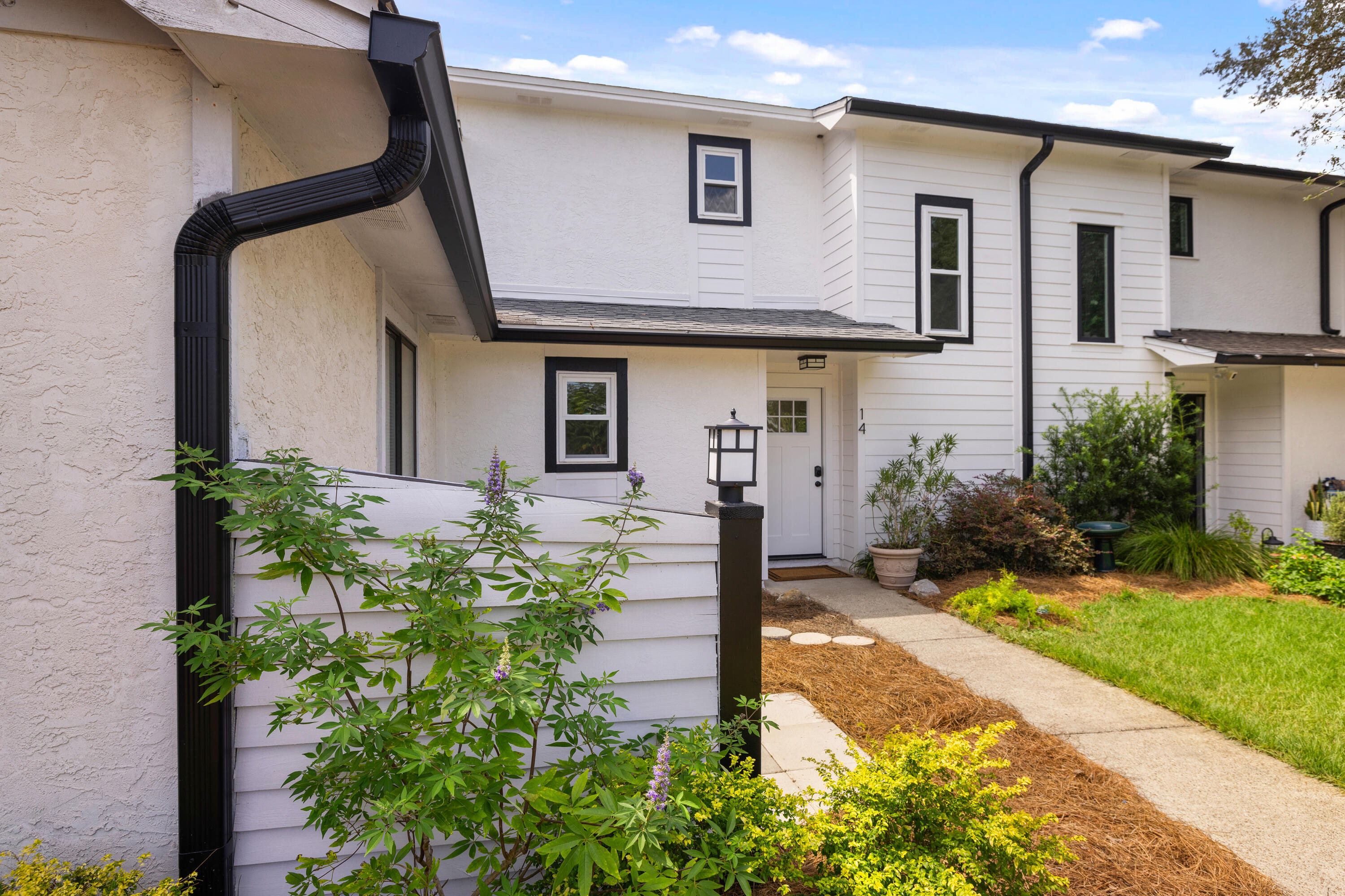 14 Pine Ridge