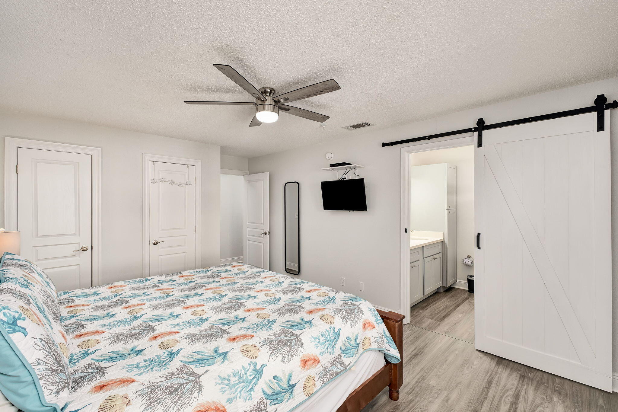 2934 E Scenic Highway 98 305