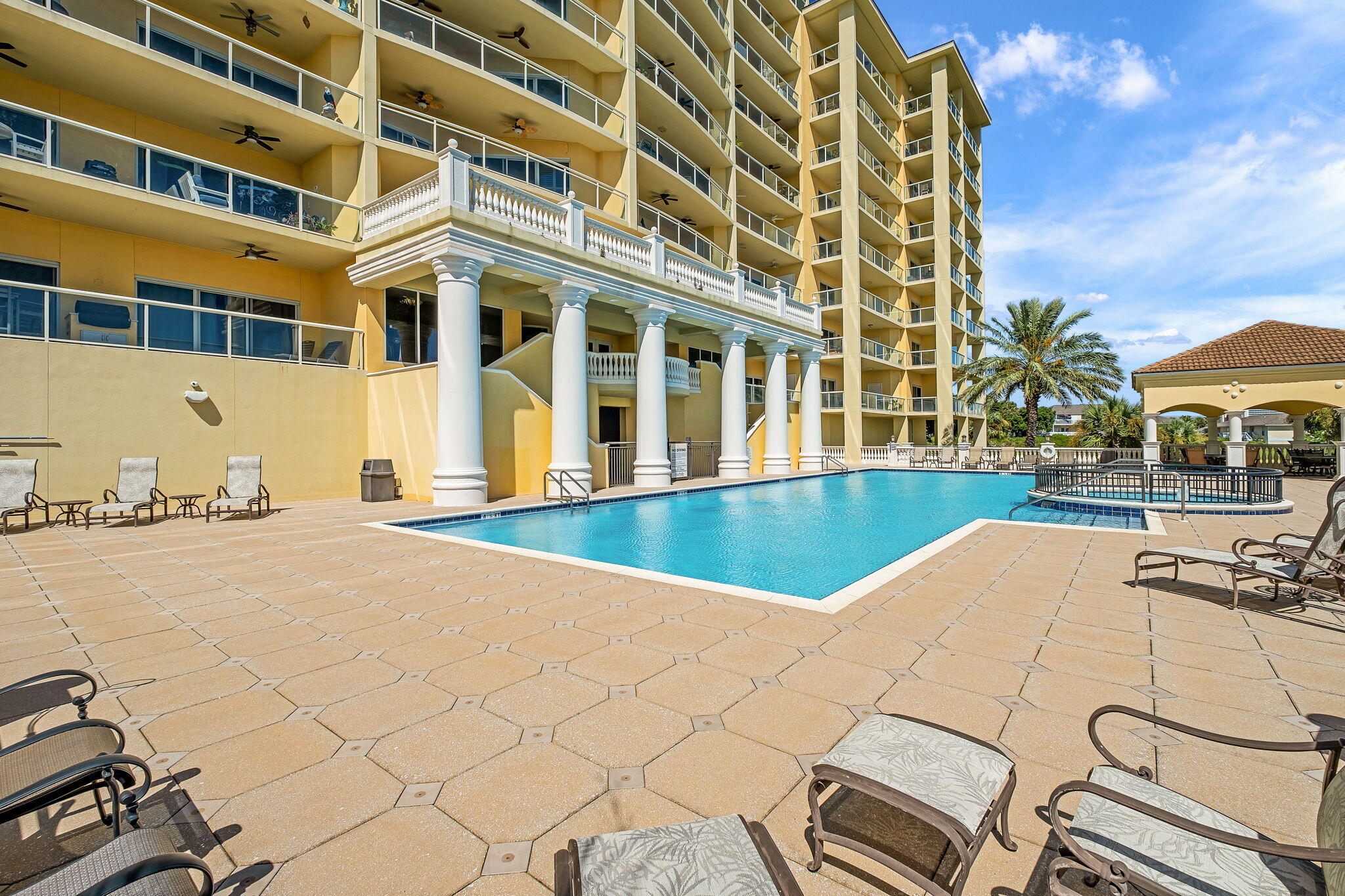 770 Harbor Boulevard 8C