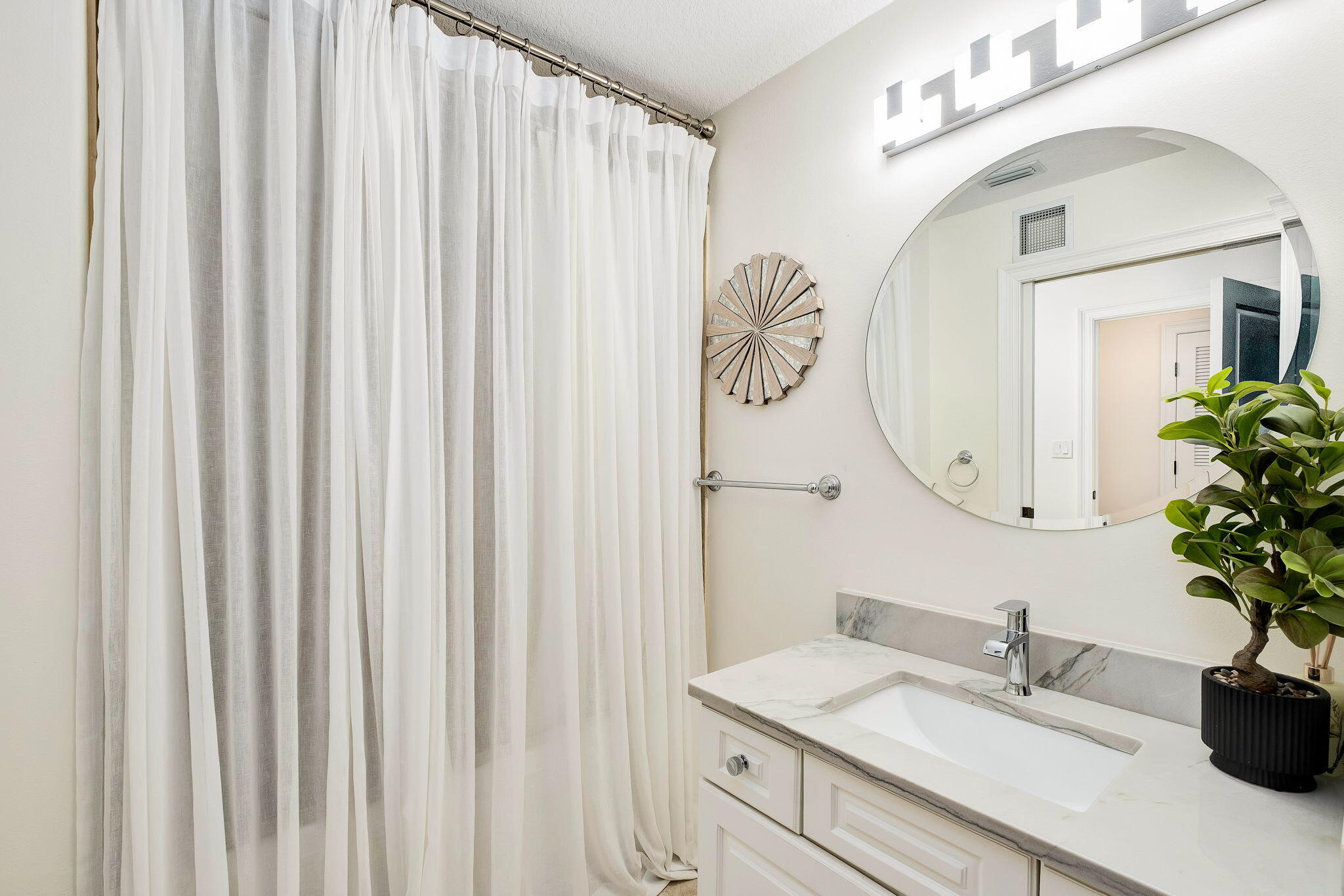 770 Harbor Boulevard 8C