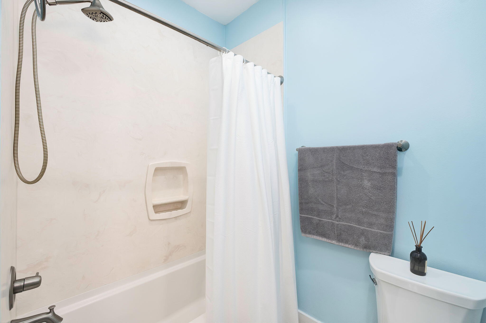 47 Saint Simon Circle