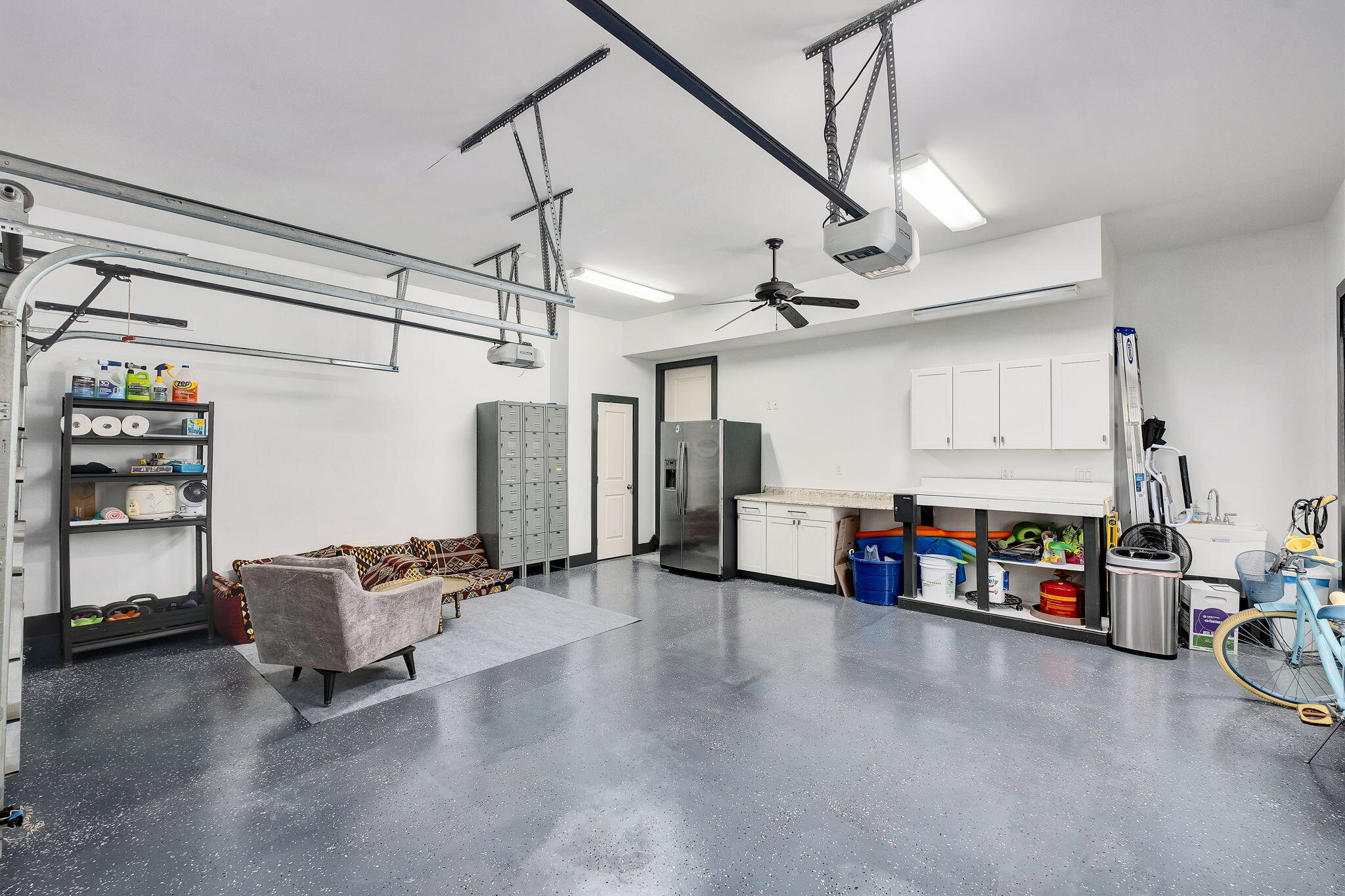 47 Saint Simon Circle