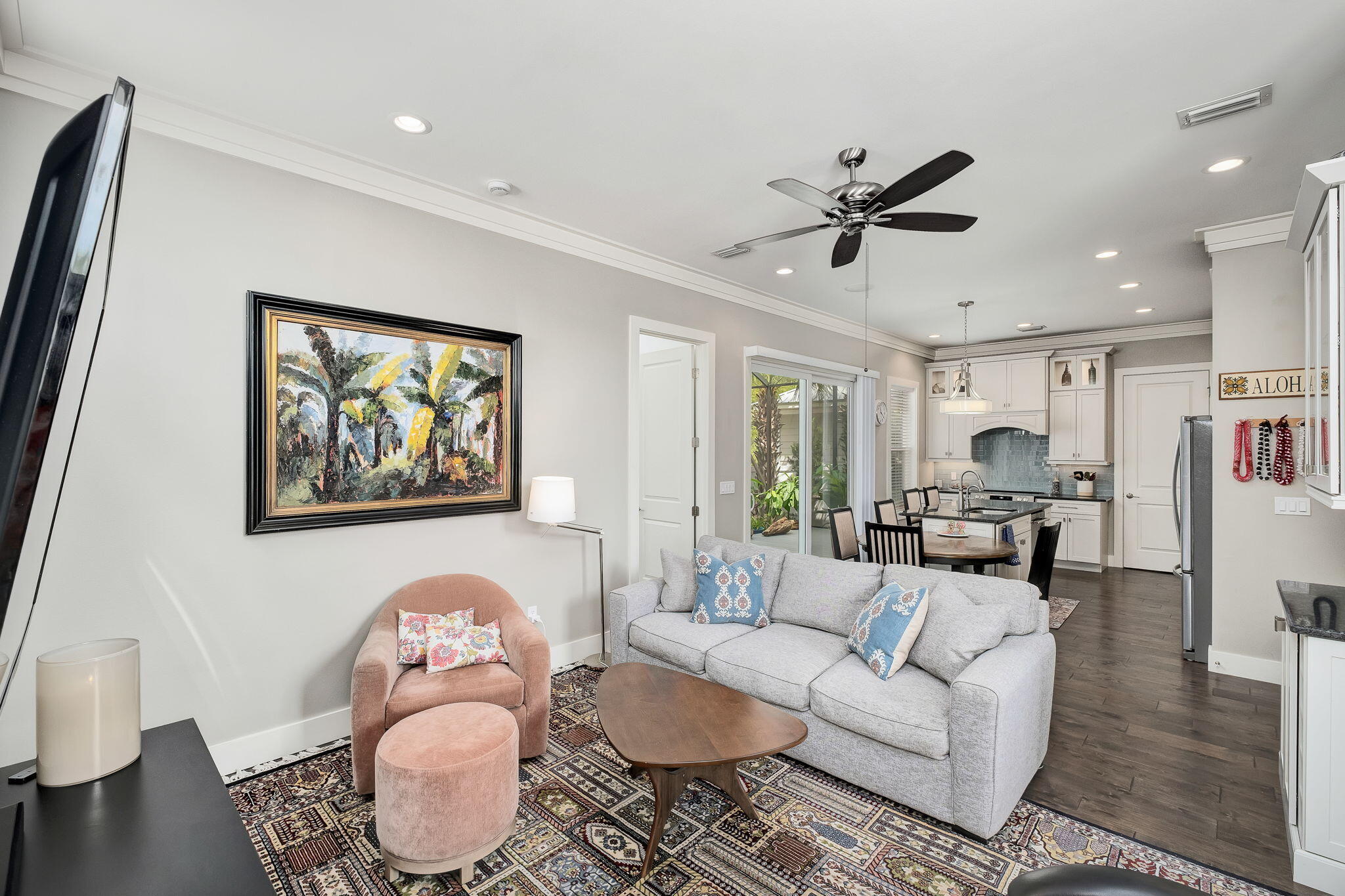 47 Saint Simon Circle