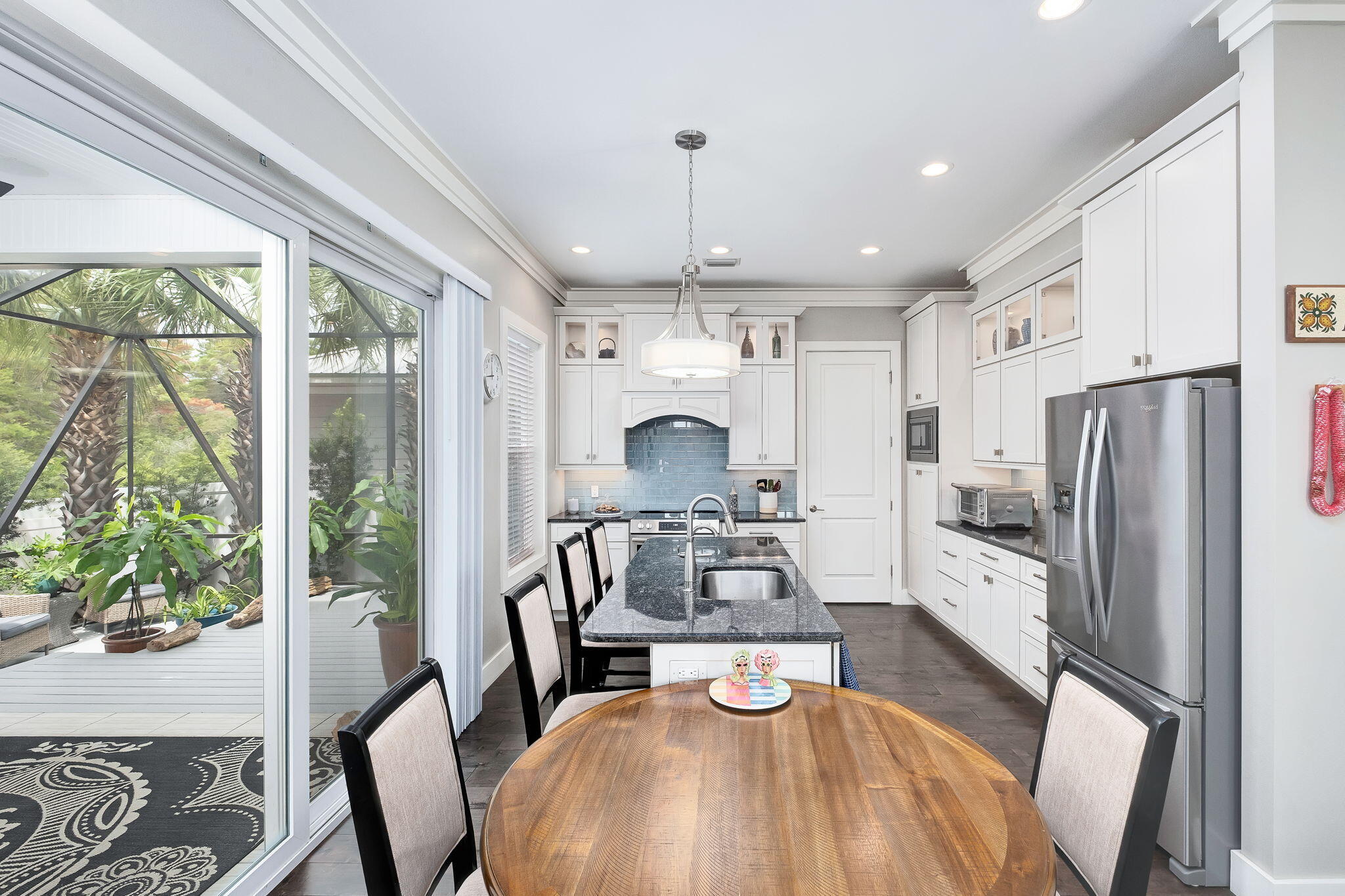 47 Saint Simon Circle
