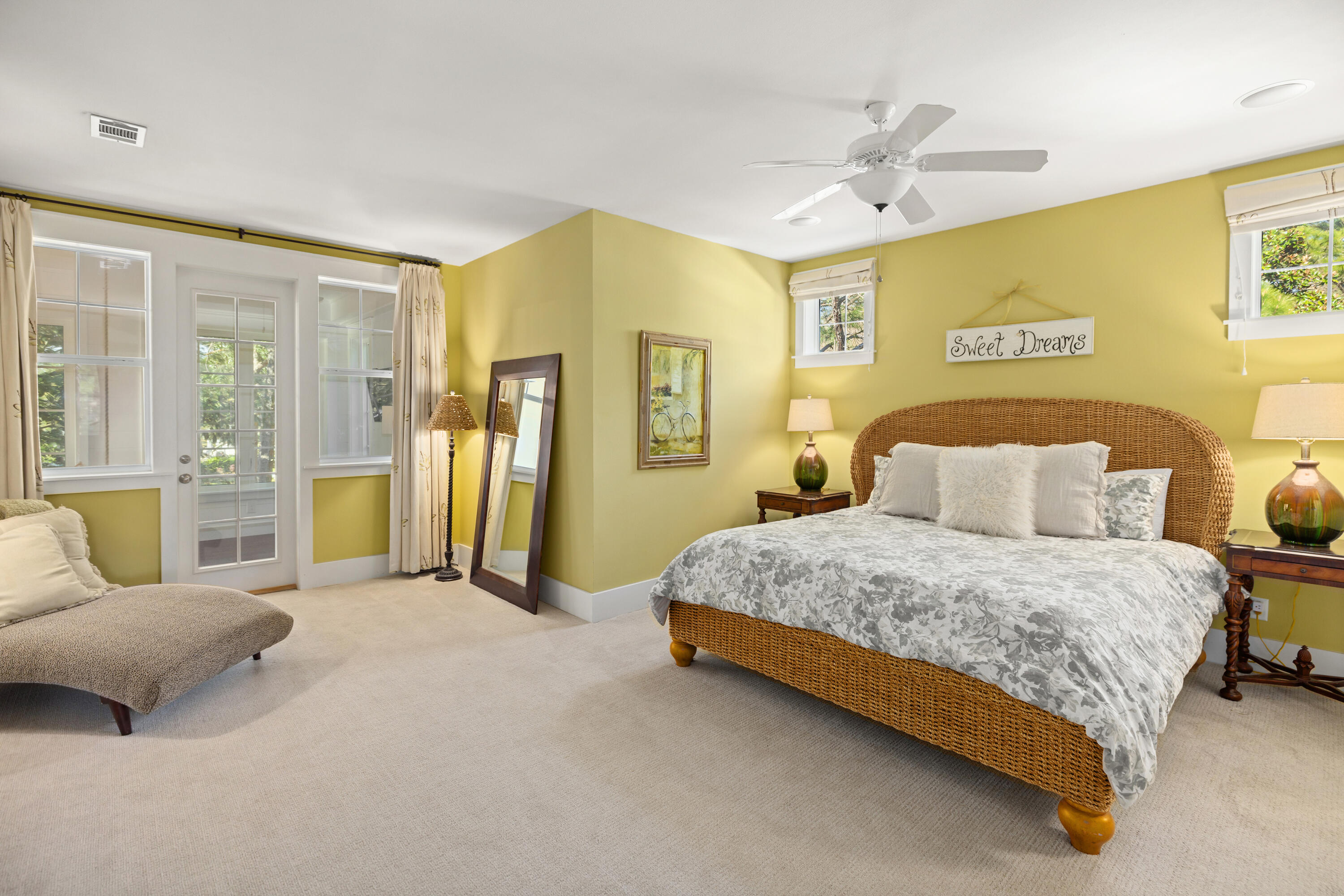 1303 Laurel Way