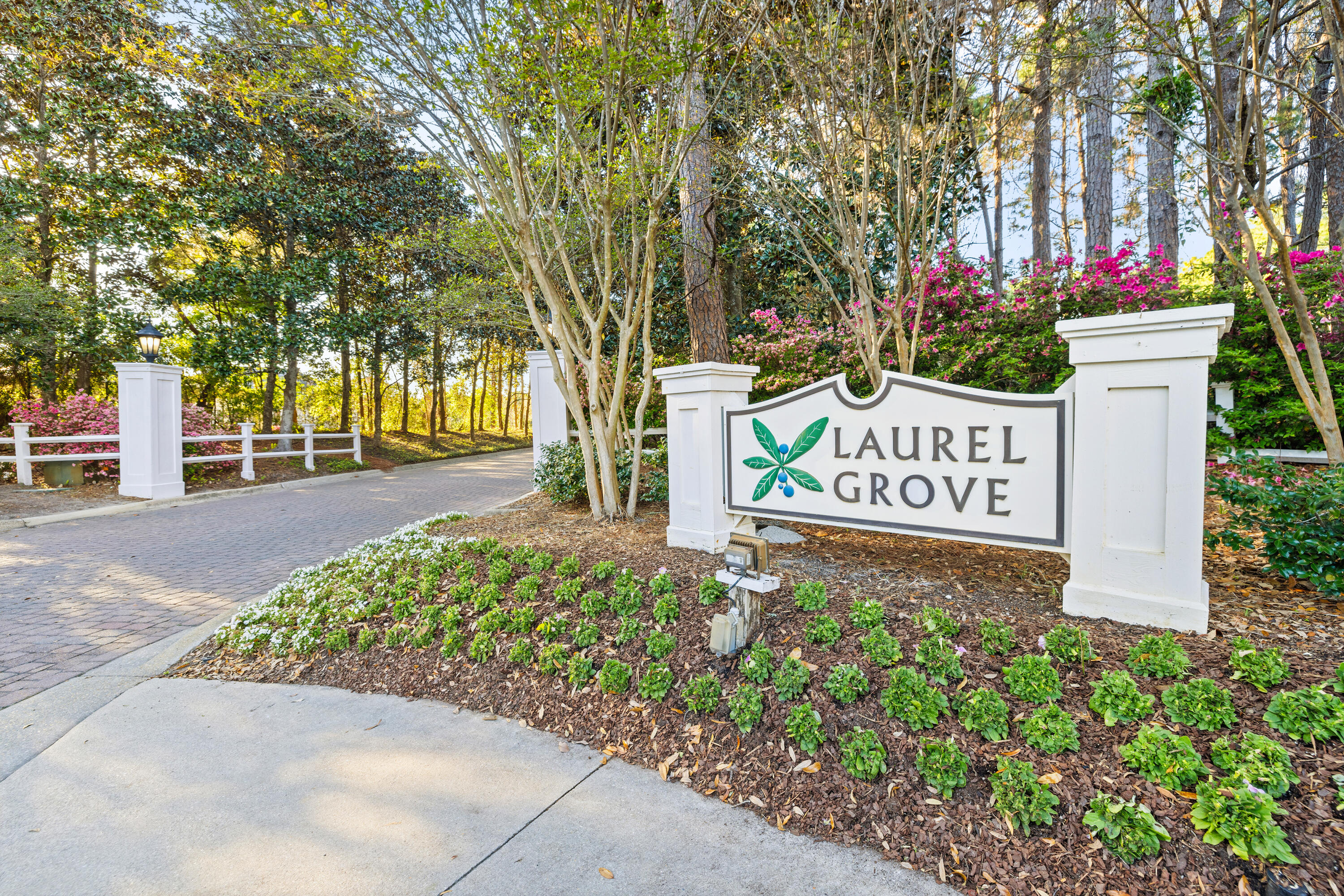 1303 Laurel Way