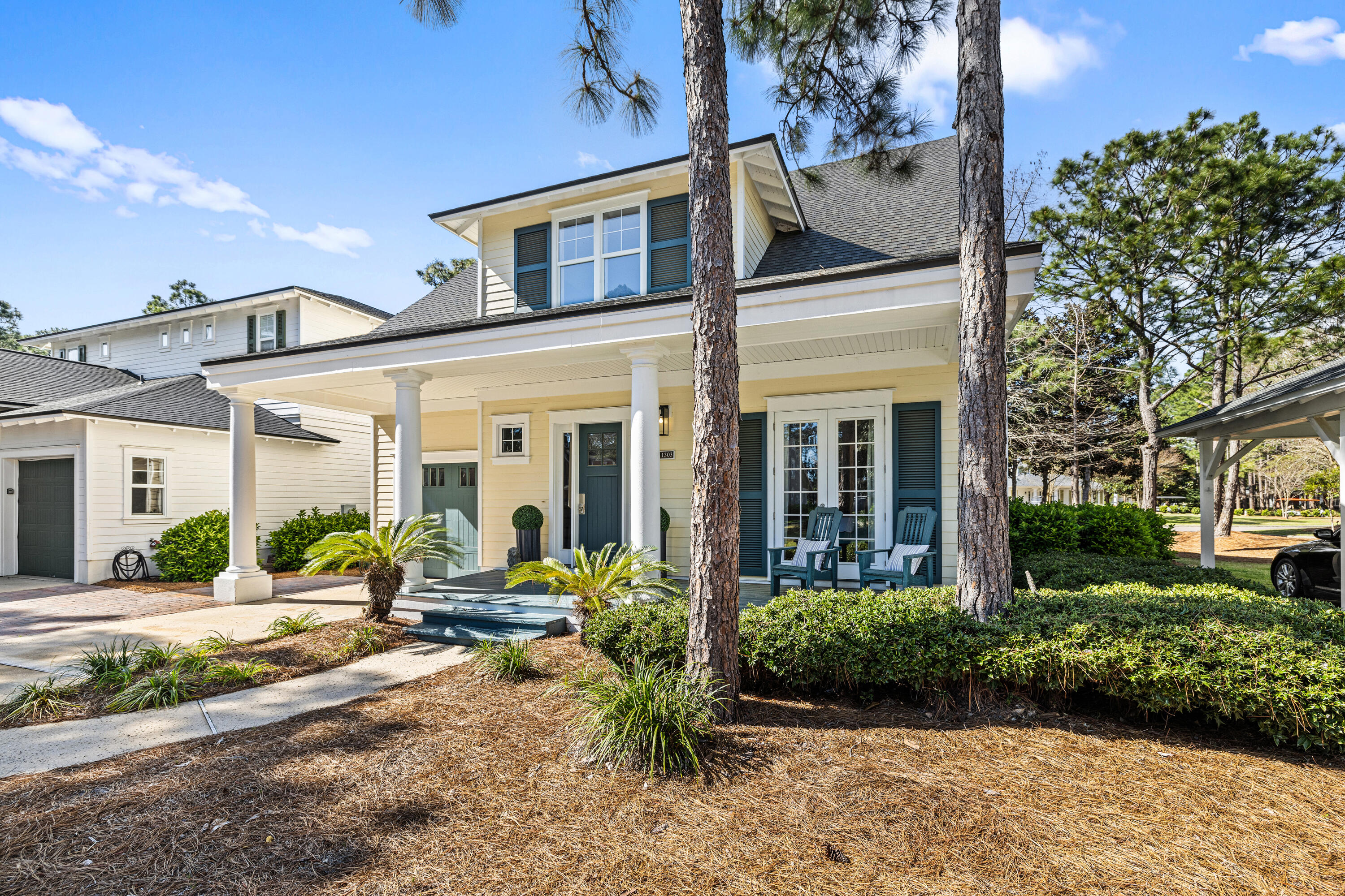 1303 Laurel Way