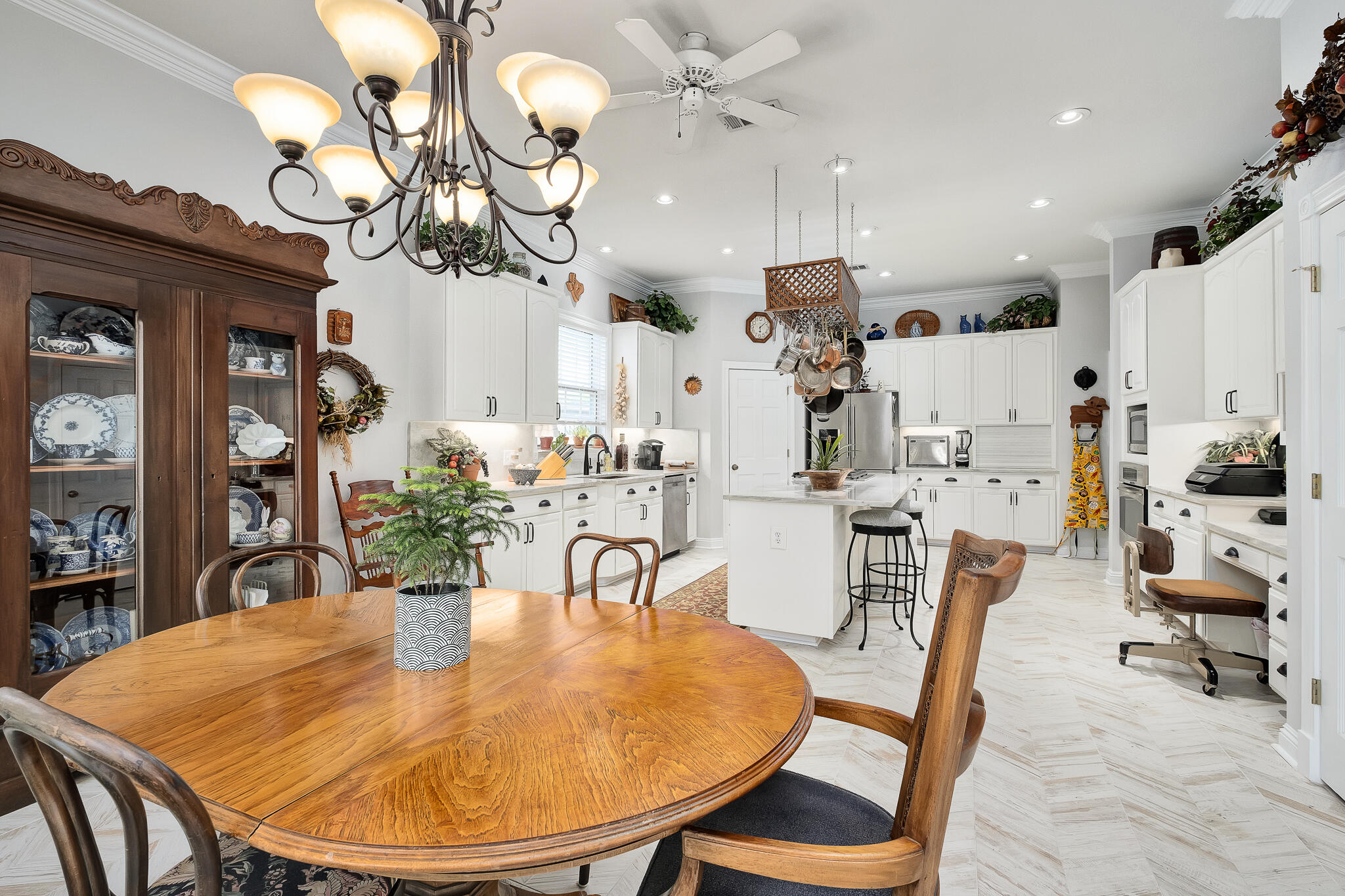 717 6th Street
