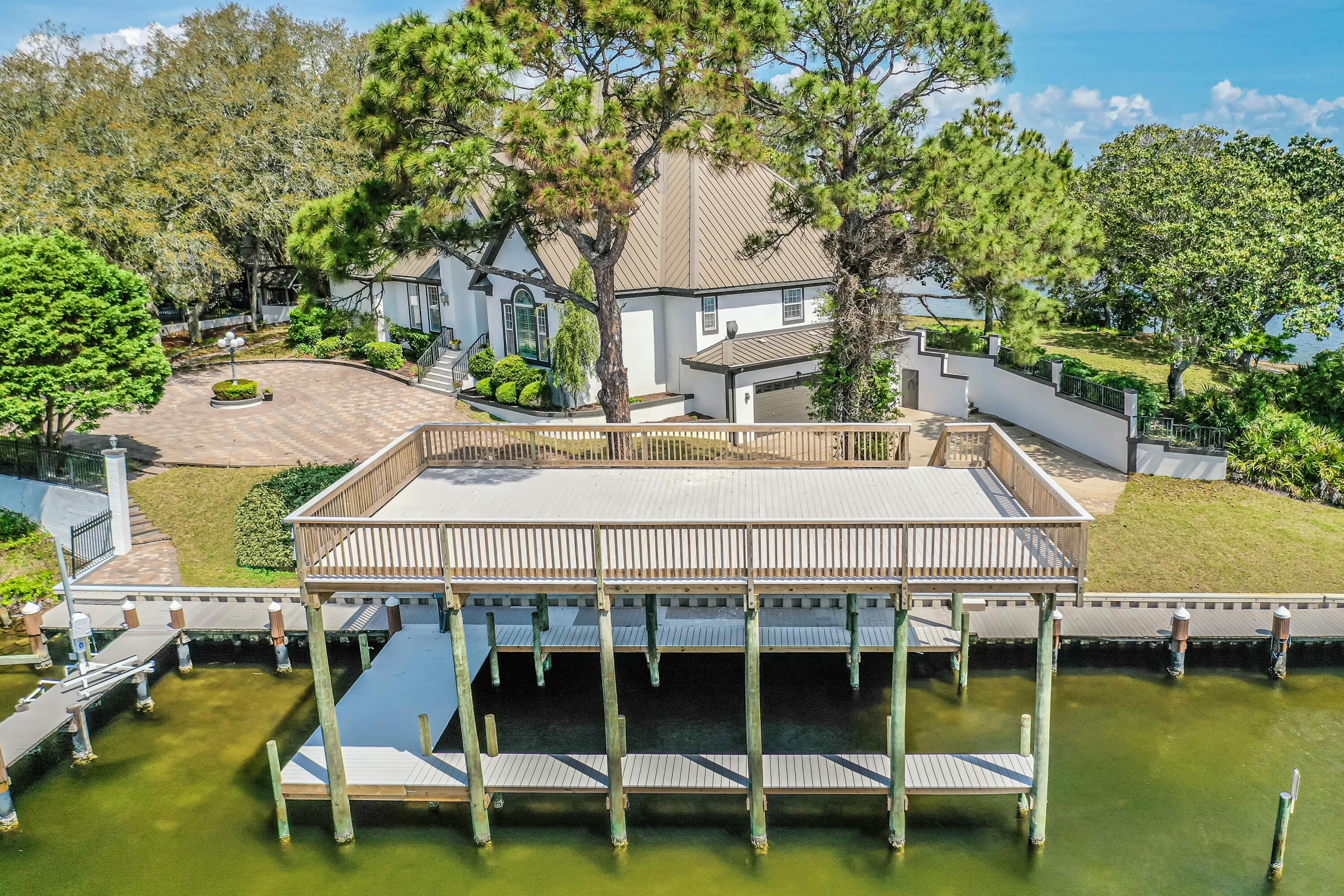 717 6th Street