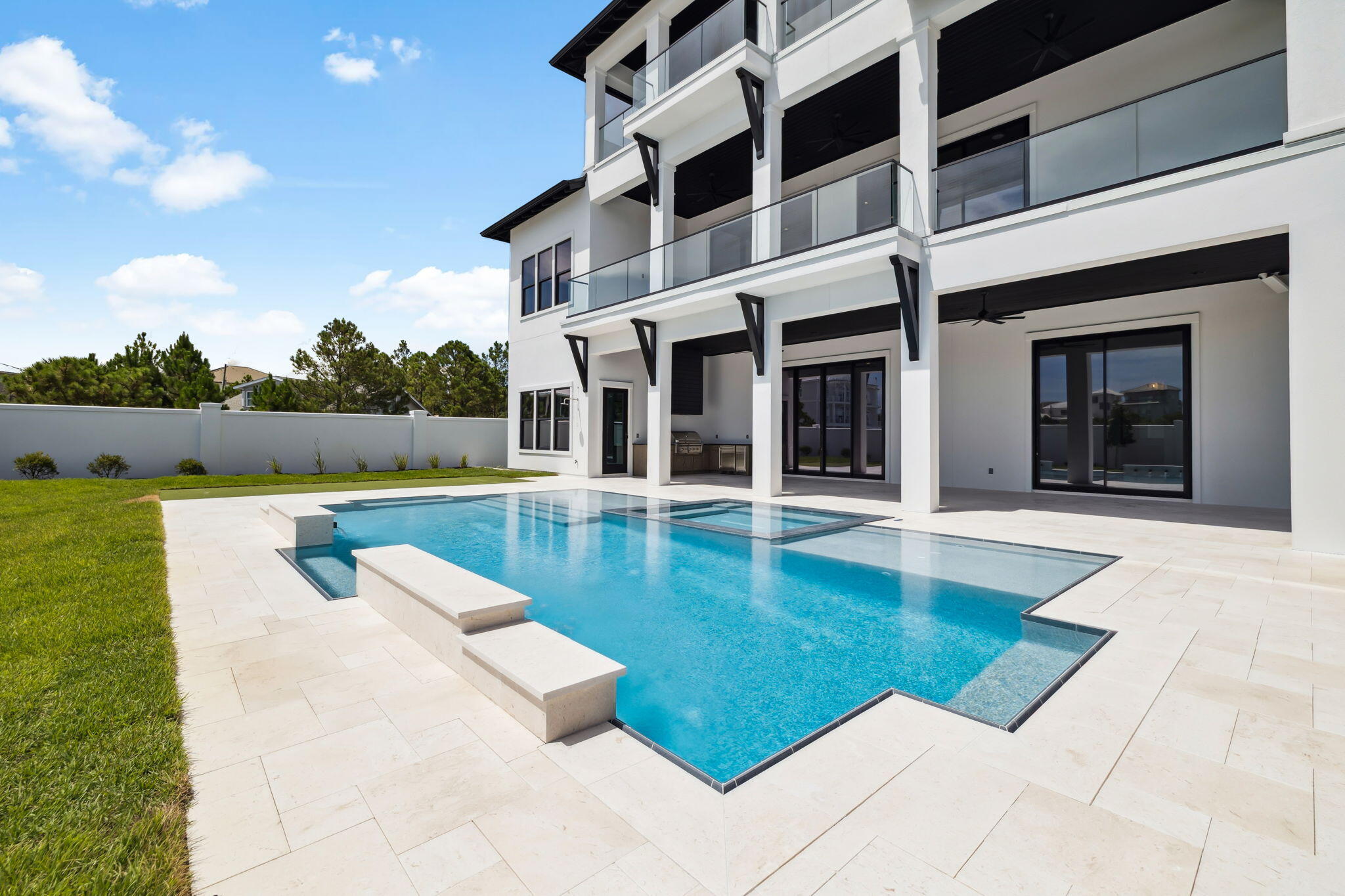 48 E Beach Drive