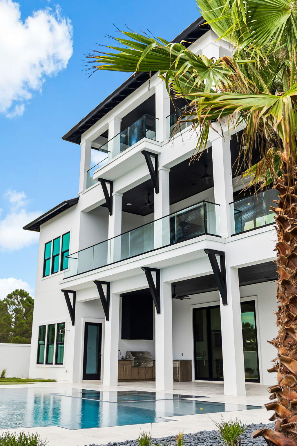48 E Beach Drive
