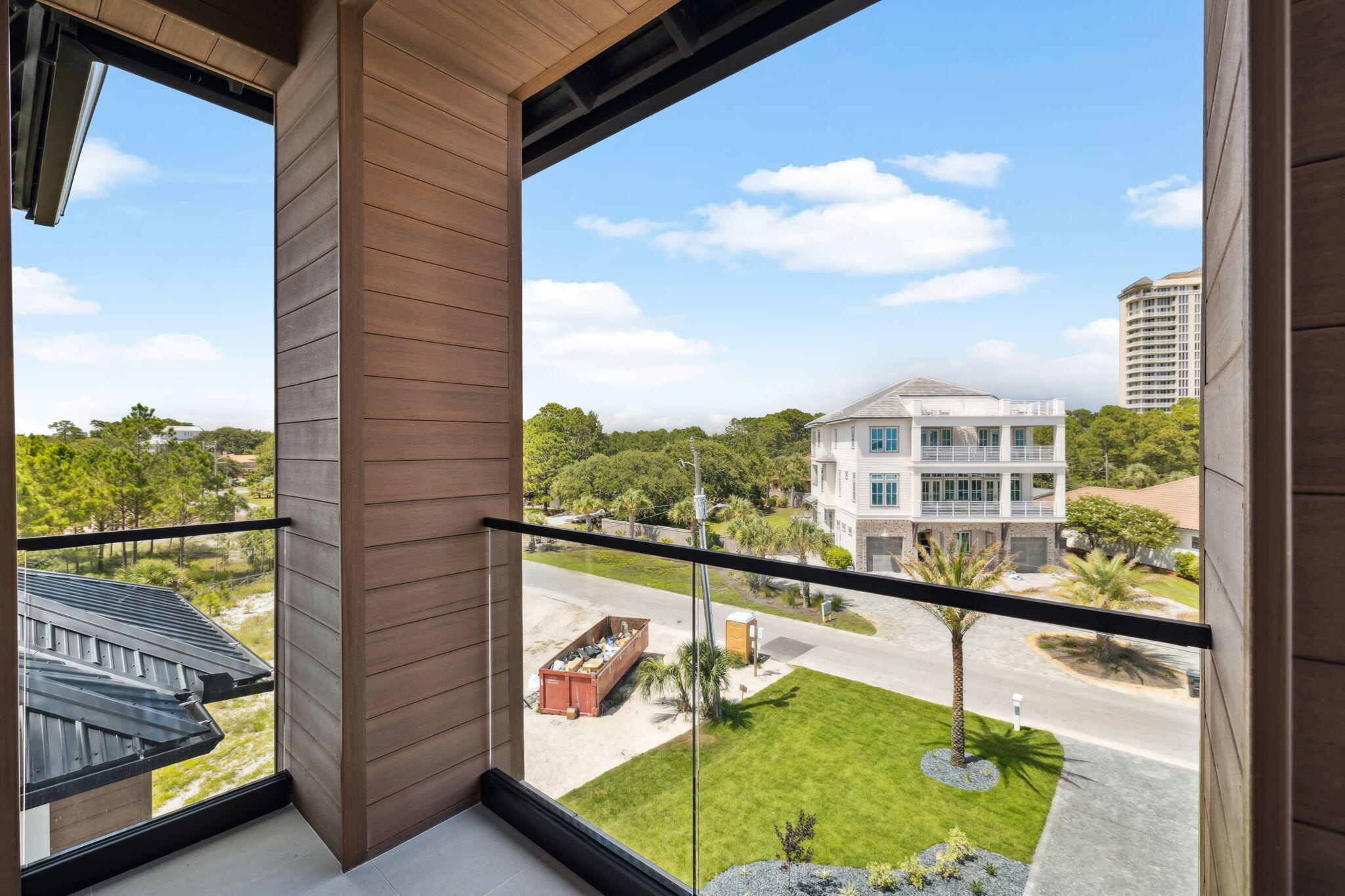 48 E Beach Drive