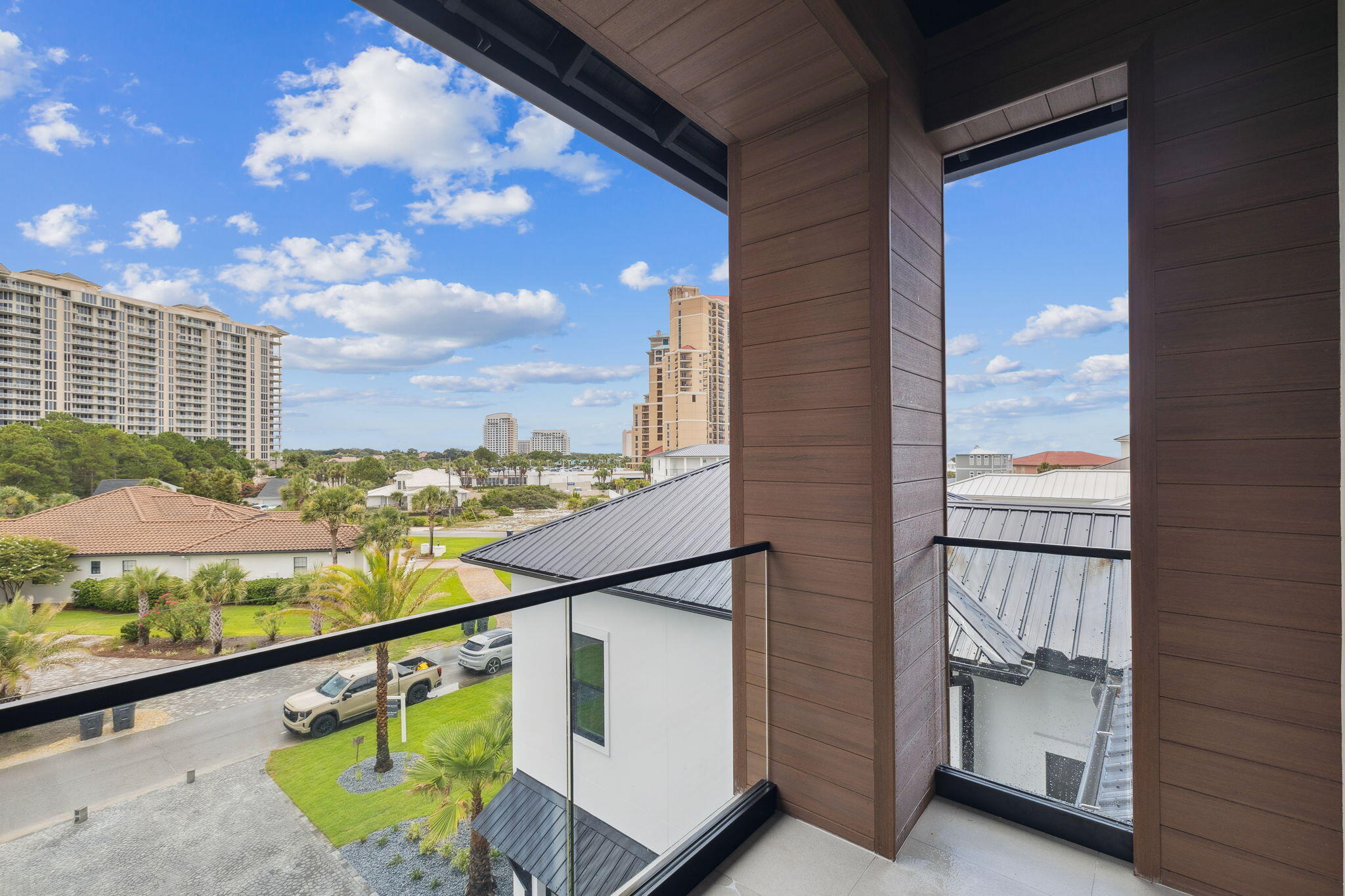 48 E Beach Drive