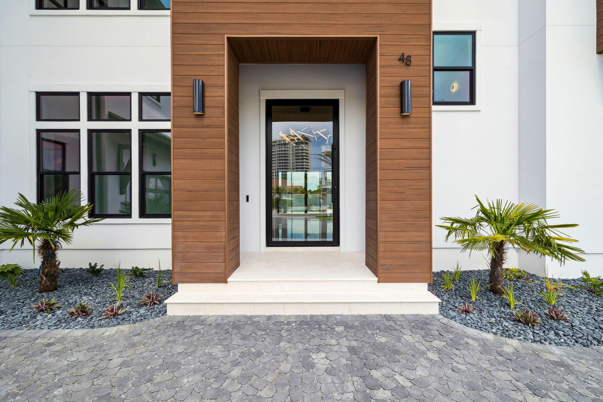 48 E Beach Drive