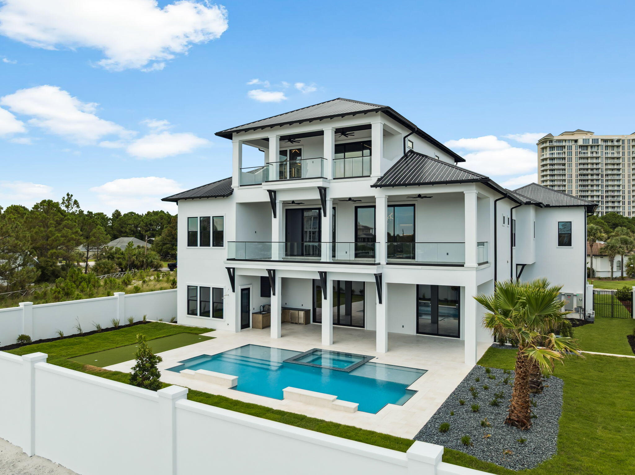 48 E Beach Drive