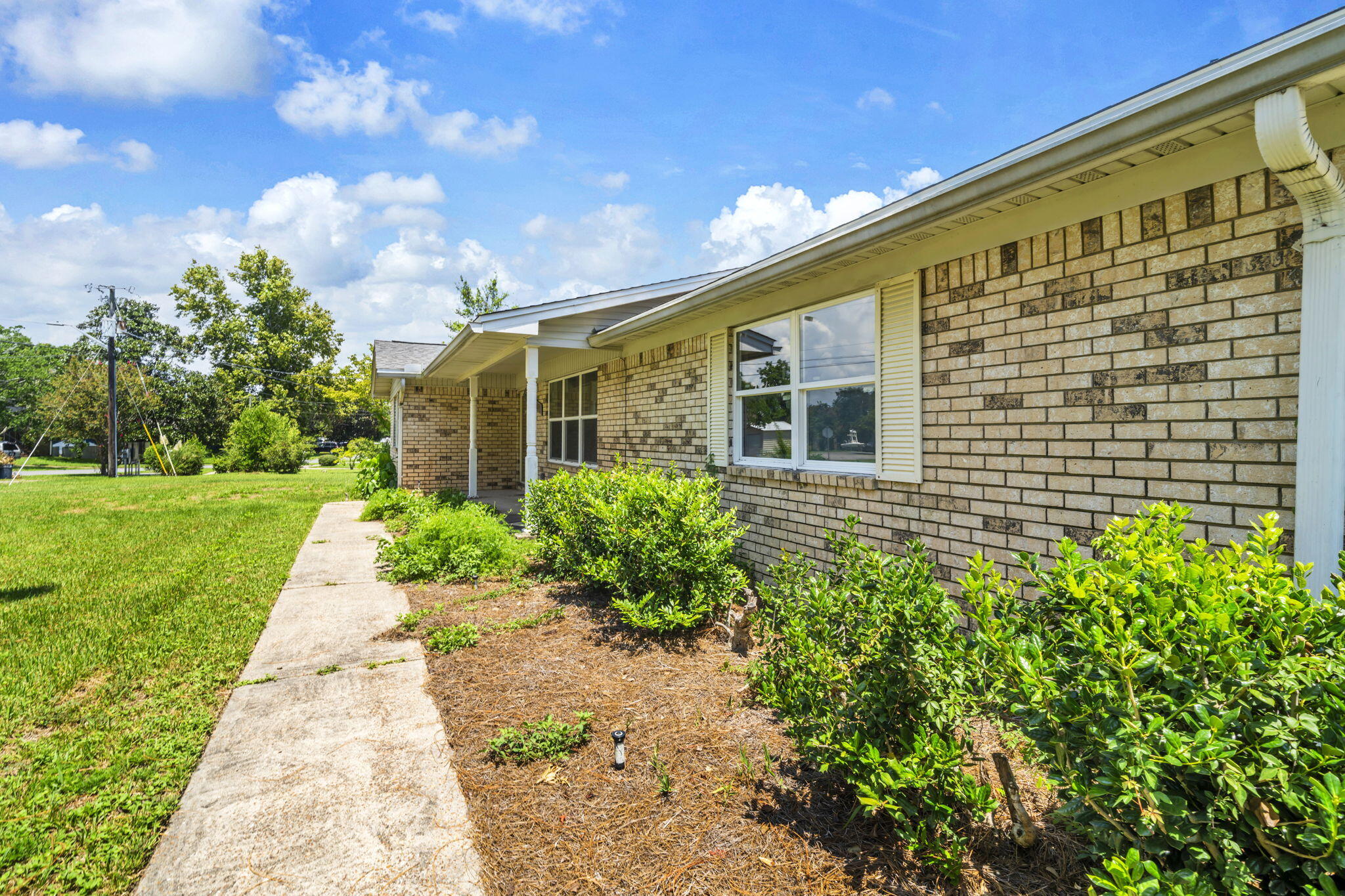 748 Spring Lake Drive