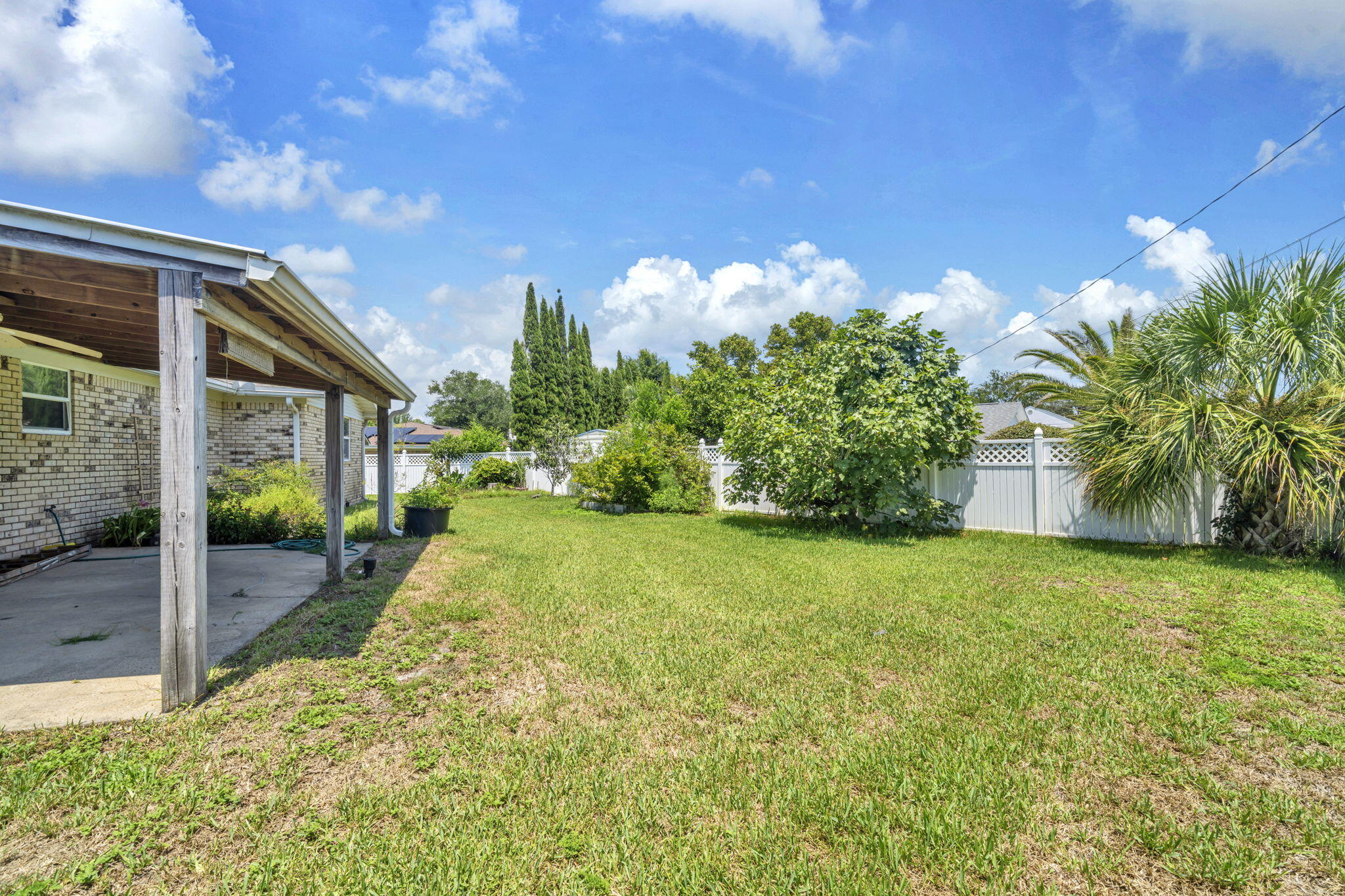 748 Spring Lake Drive